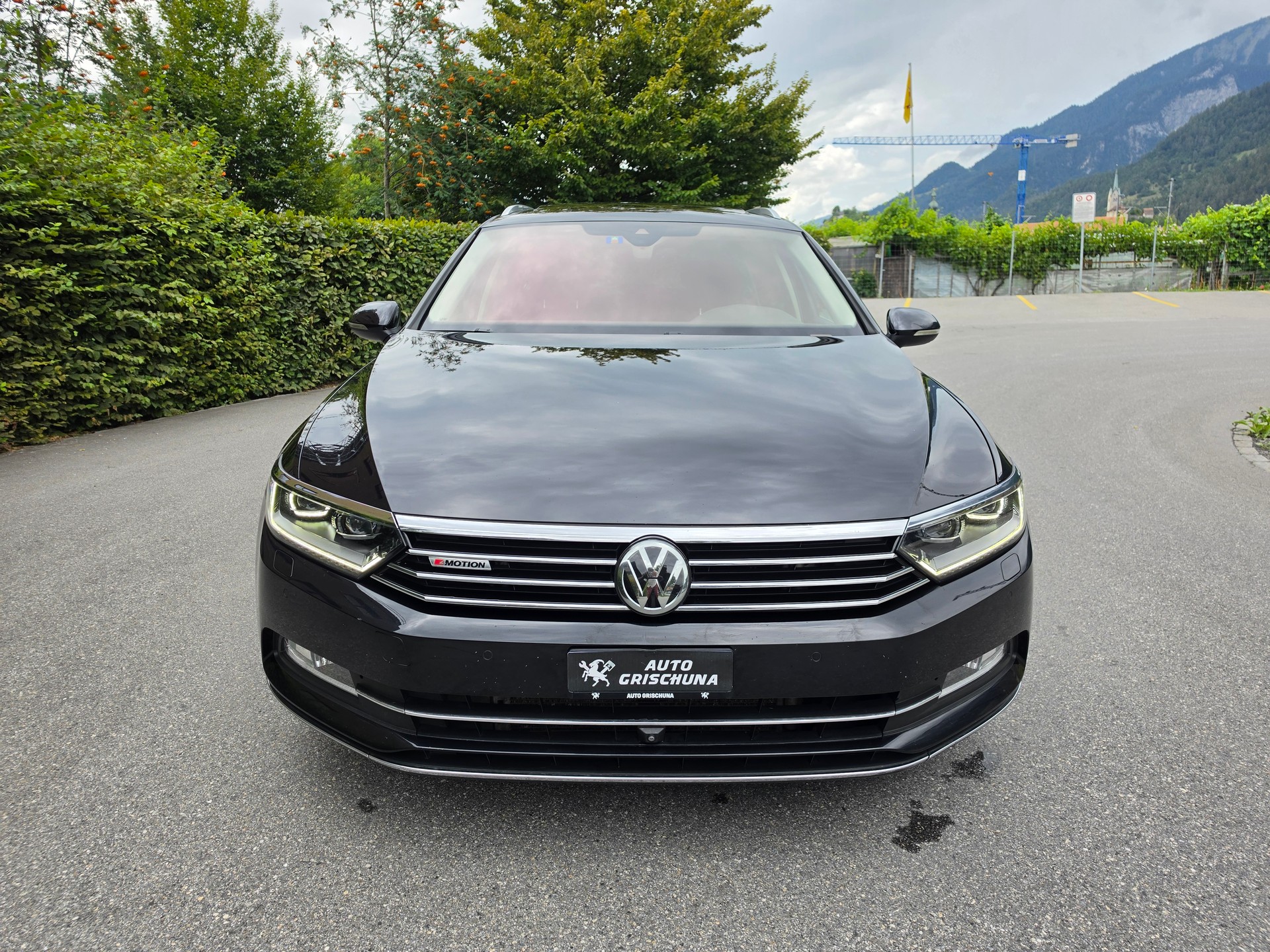 VW Passat Variant 2.0 TDI BMT High. DSG 4Motion-image-7