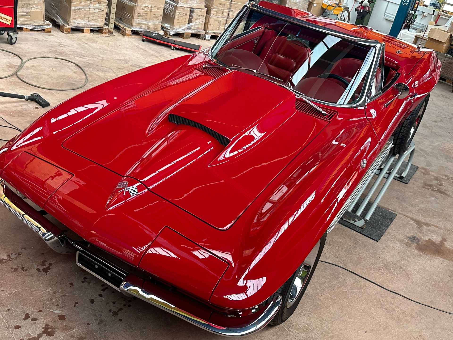 CHEVROLET C2
