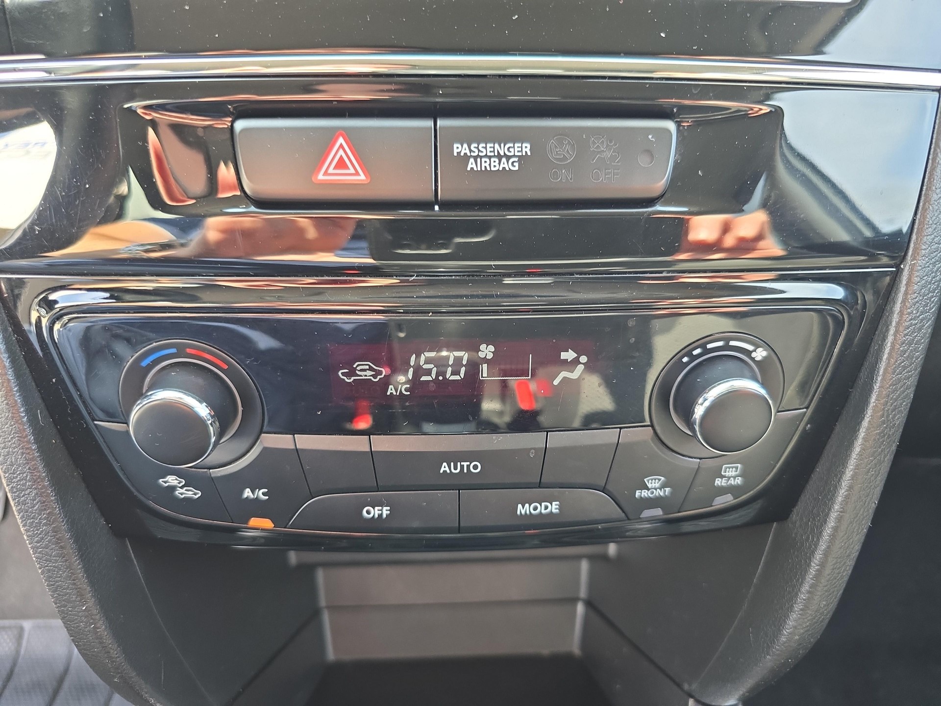 SUZUKI Vitara 1.4 T Compact+ Hybrid 4x4-image-14