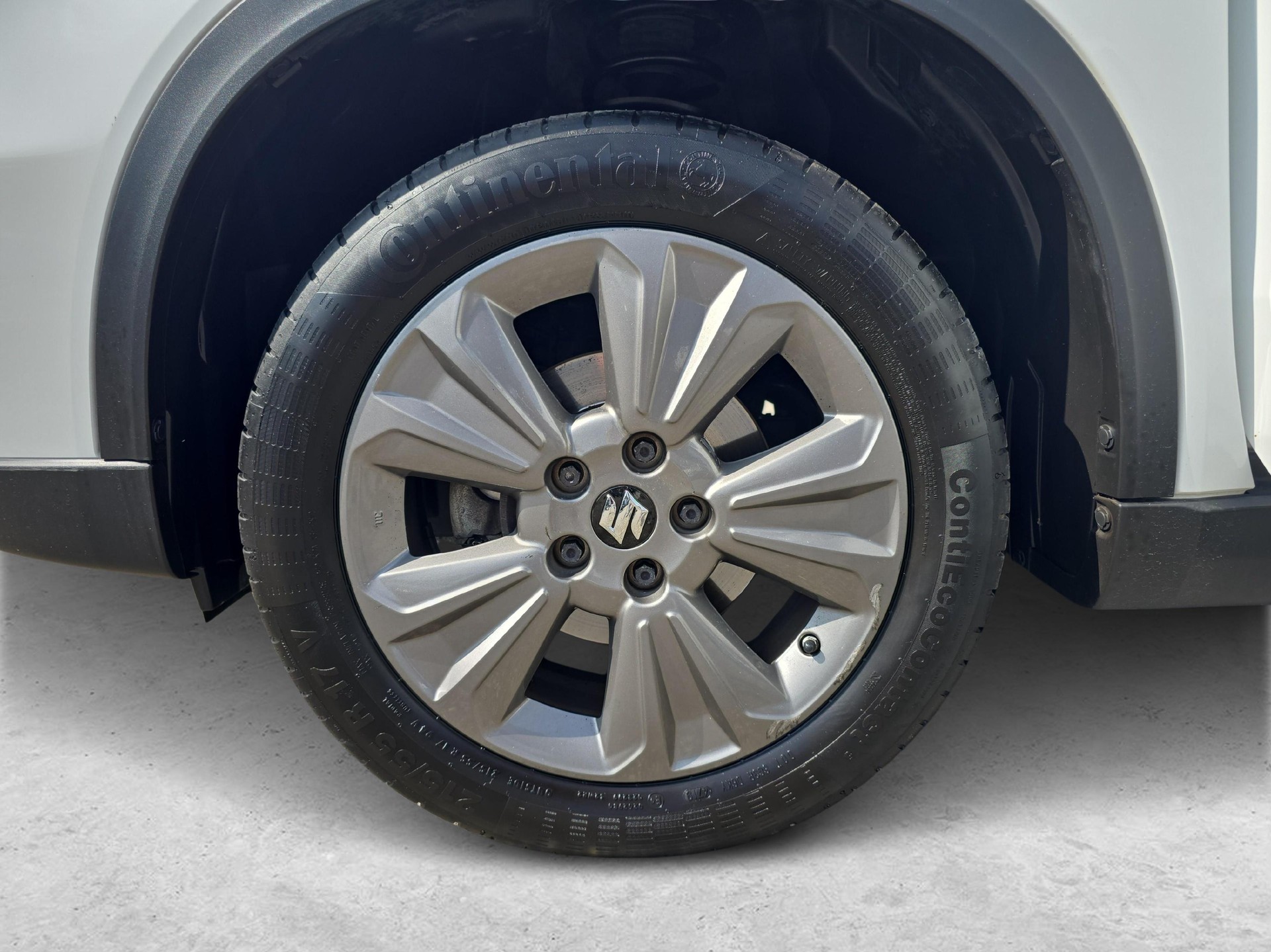 SUZUKI Vitara 1.4 T Compact+ Hybrid 4x4 / ab 3,9% Leasing bei Abschluss einer Protect Autoversicherung-image-19