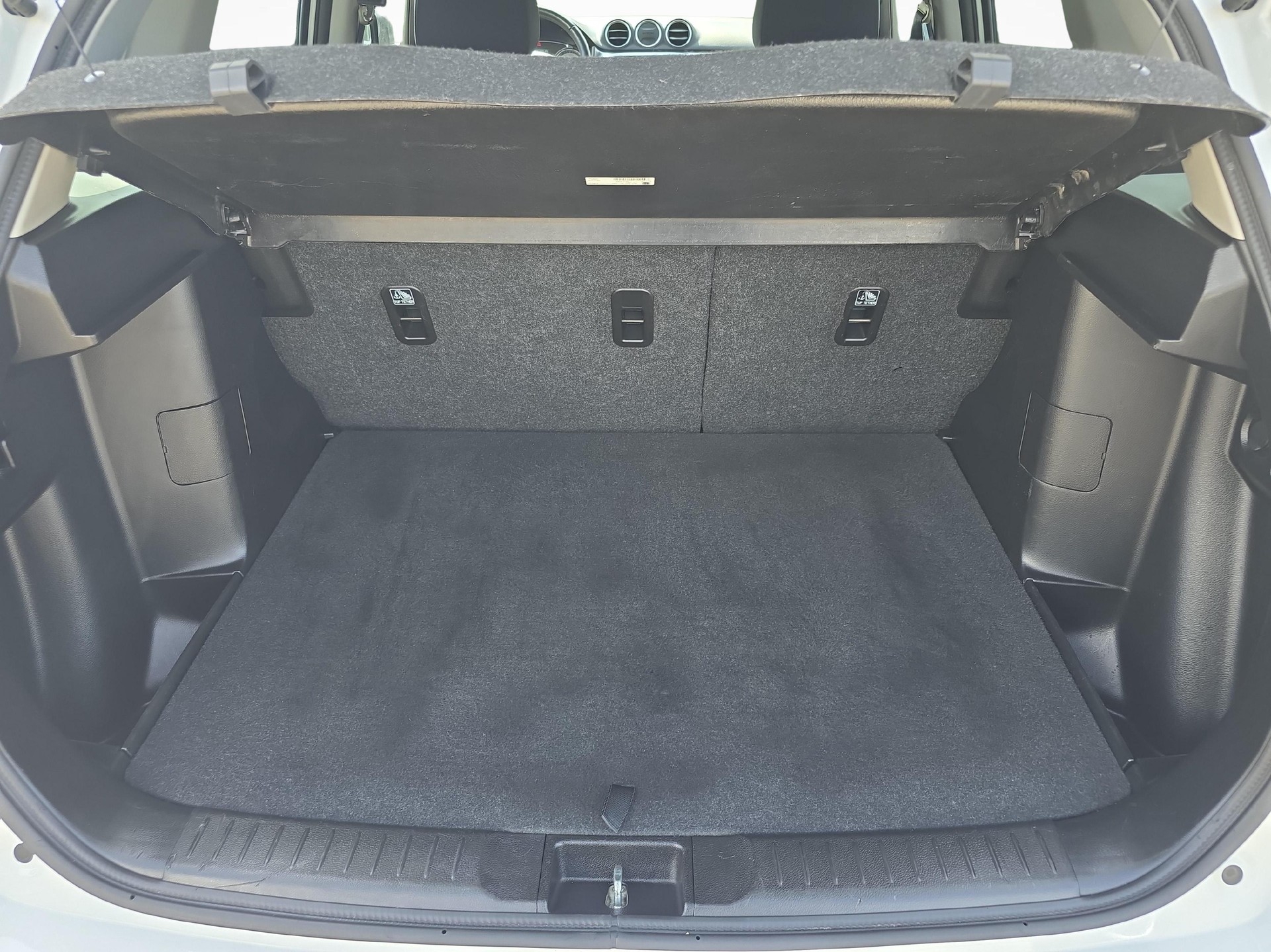 SUZUKI Vitara 1.4 T Compact+ Hybrid 4x4-image-11