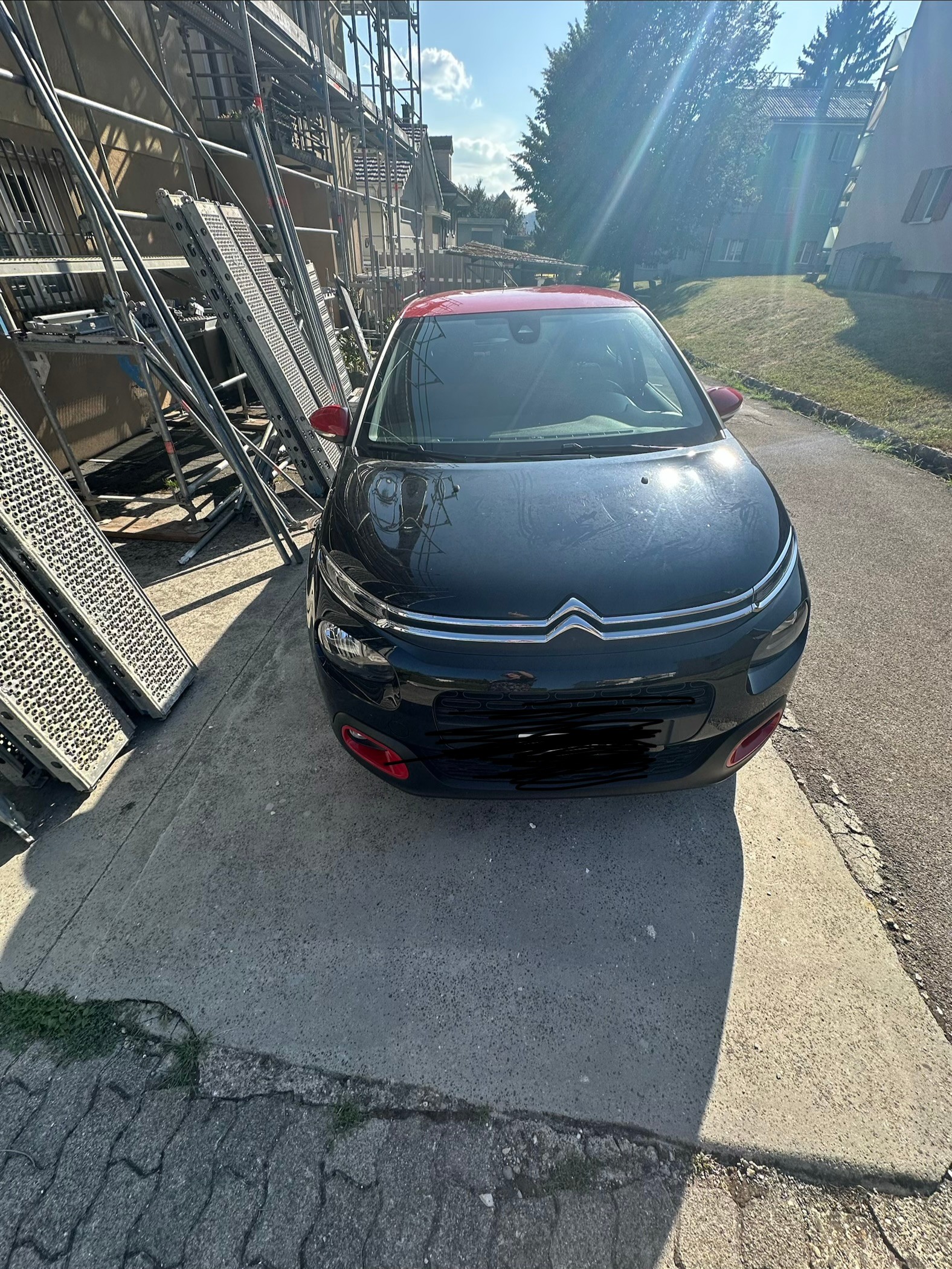 CITROEN 1.2 PureTech Shine-image-1