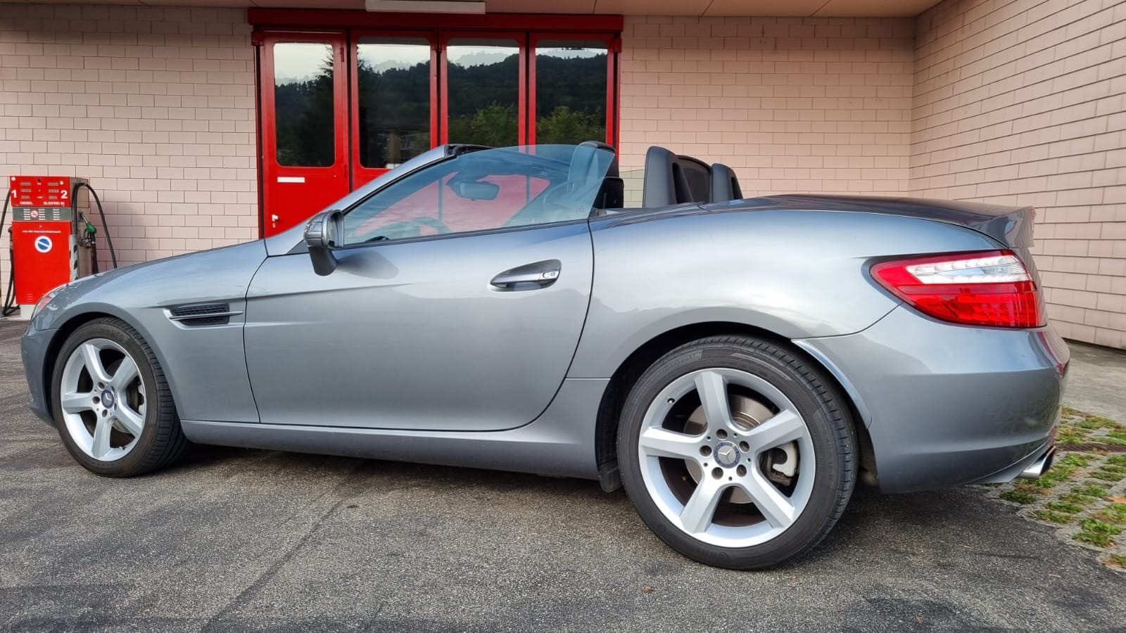 MERCEDES-BENZ SLK 200 7G-Tronic-image-3