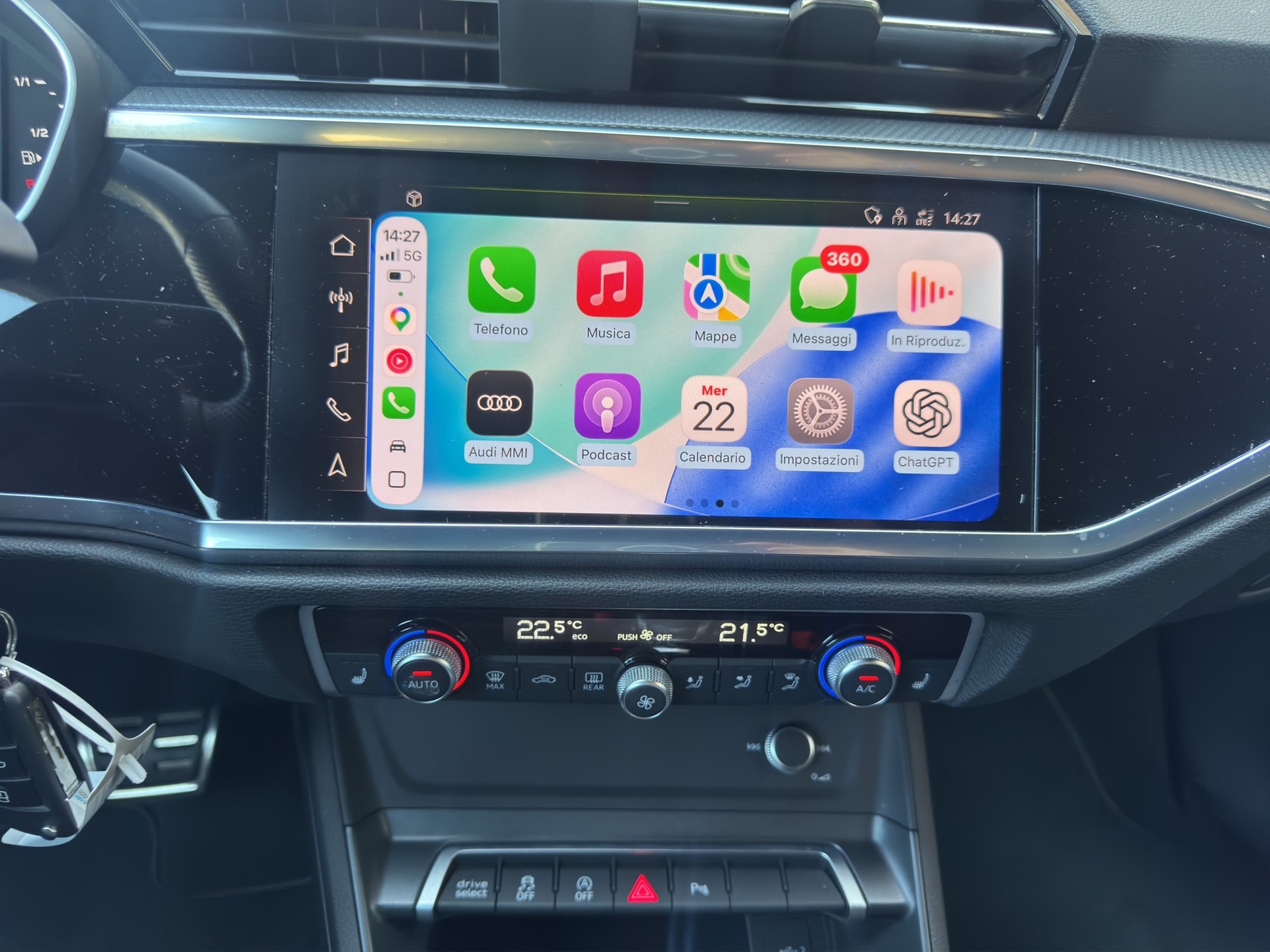 AUDI Q3 35 TFSI S line Attraction S-tronic-image-13