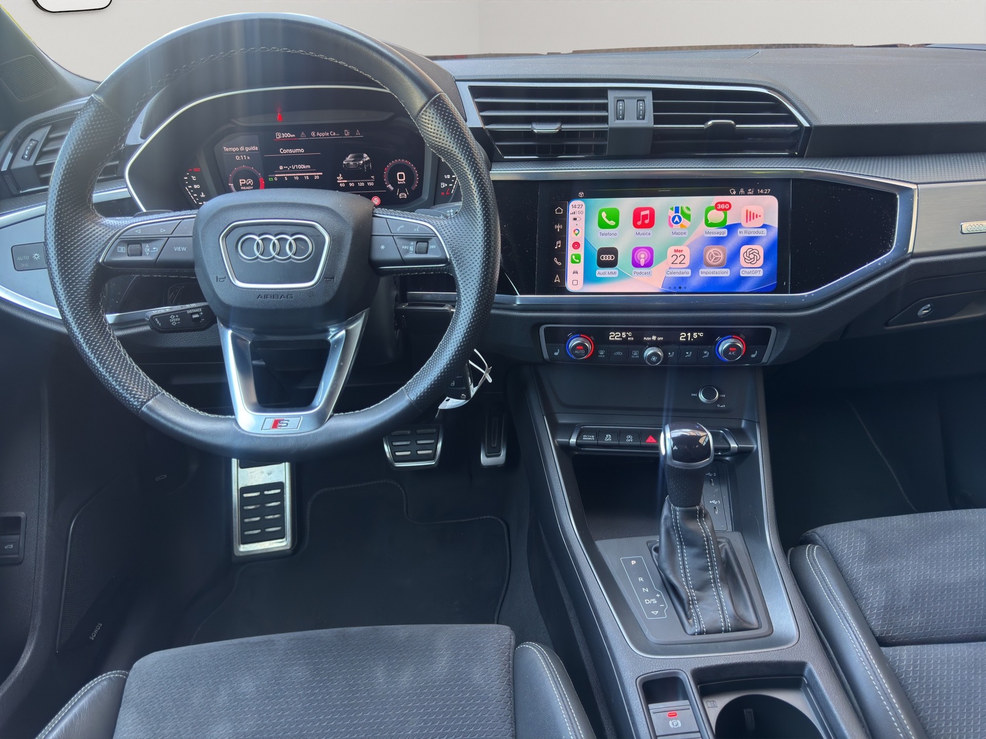 AUDI Q3 35 TFSI S line Attraction S-tronic-image-10