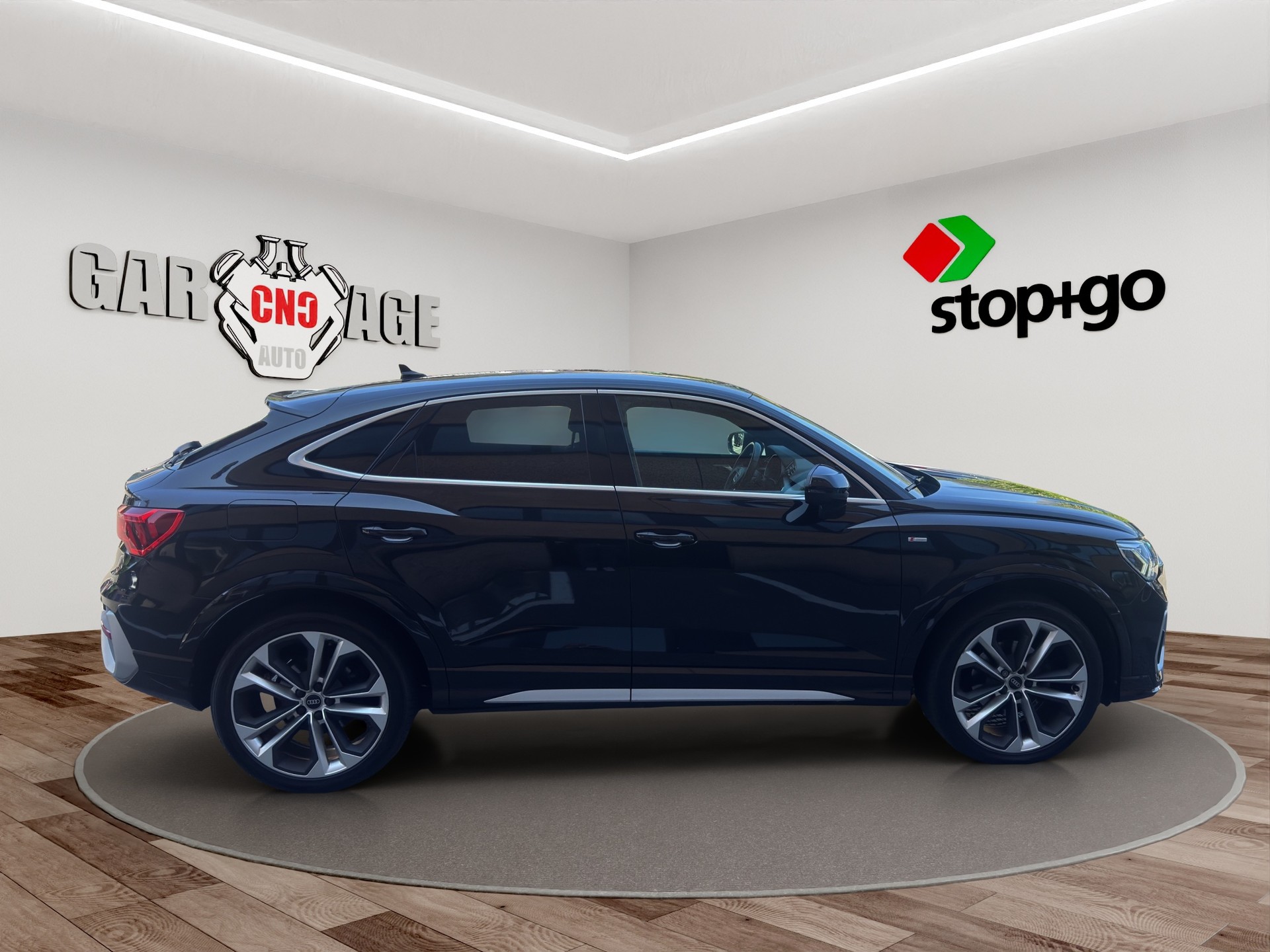 AUDI Q3 35 TFSI S line Attraction S-tronic-image-6