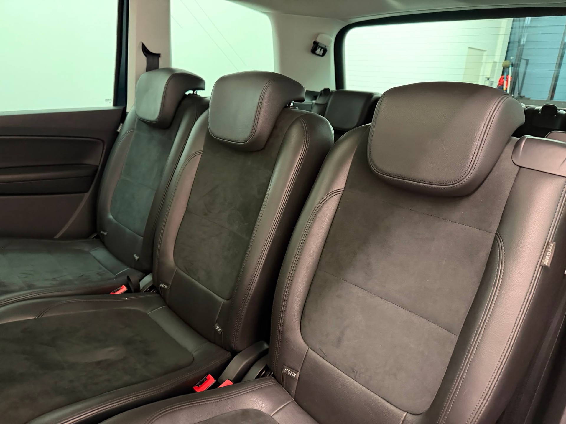 VW Sharan 2.0 TSI Highline DSG-image-11