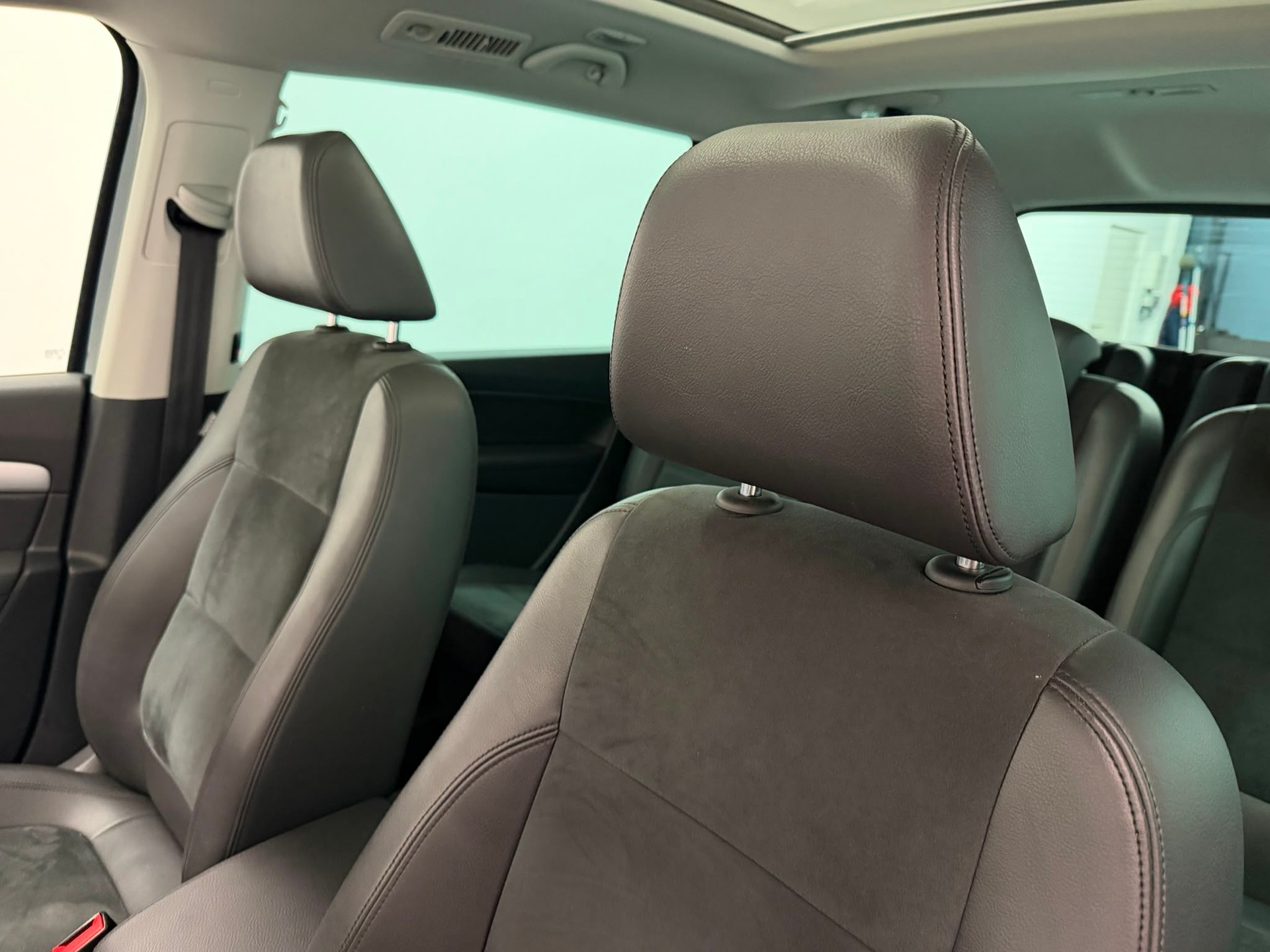 VW Sharan 2.0 TSI Highline DSG-image-14