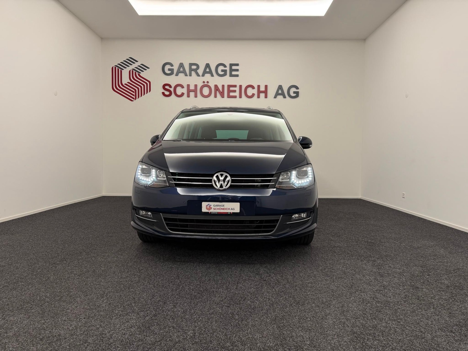 VW Sharan 2.0 TSI Highline DSG-showroom-element-1