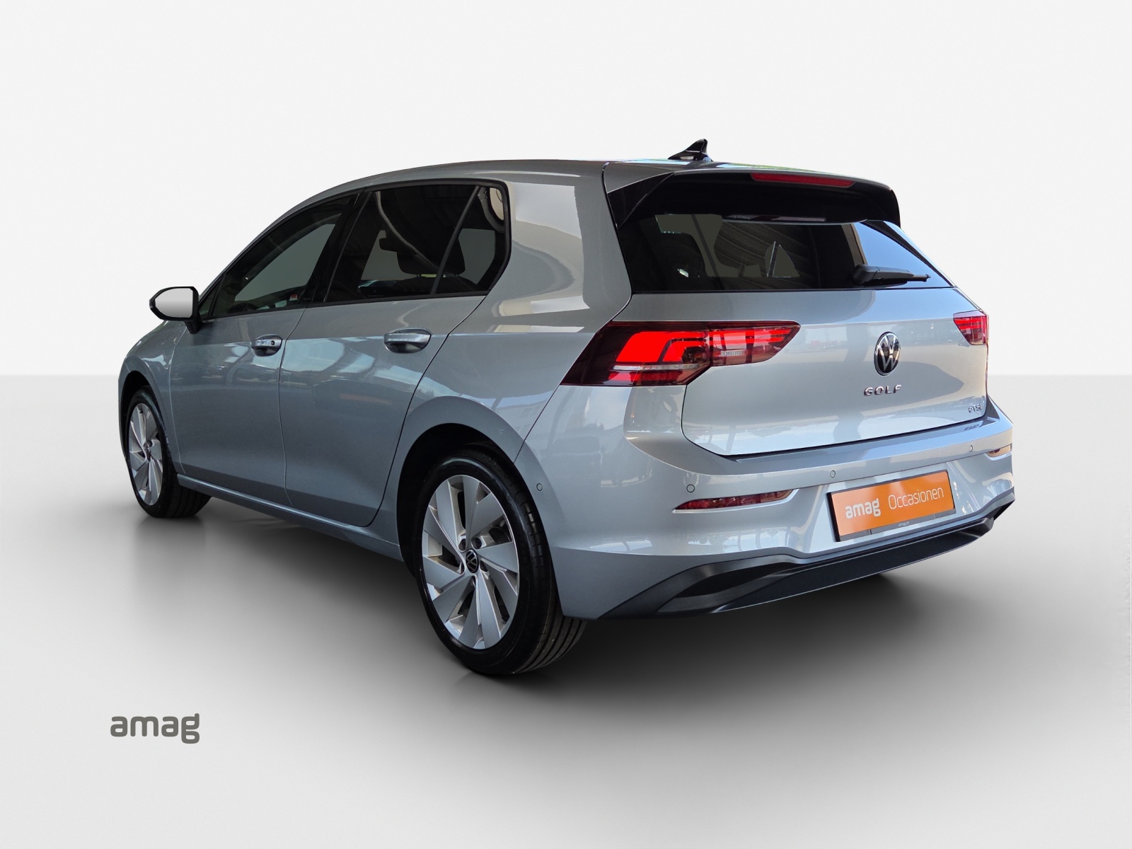 VW Golf 1.5 e TSI mHEV Life DSG-image-2