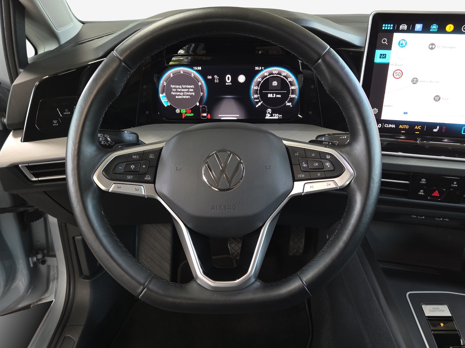 VW Golf 1.5 e TSI mHEV Life DSG-image-9