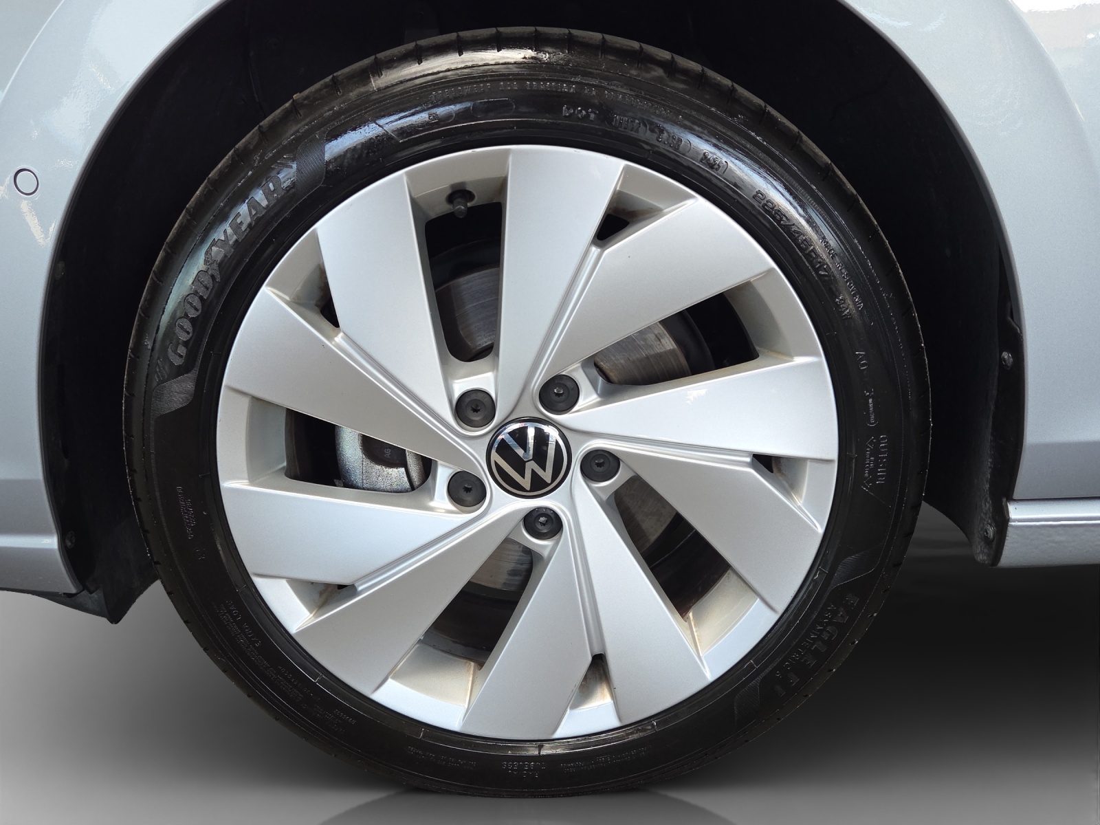 VW Golf 1.5 e TSI mHEV Life DSG-image-13