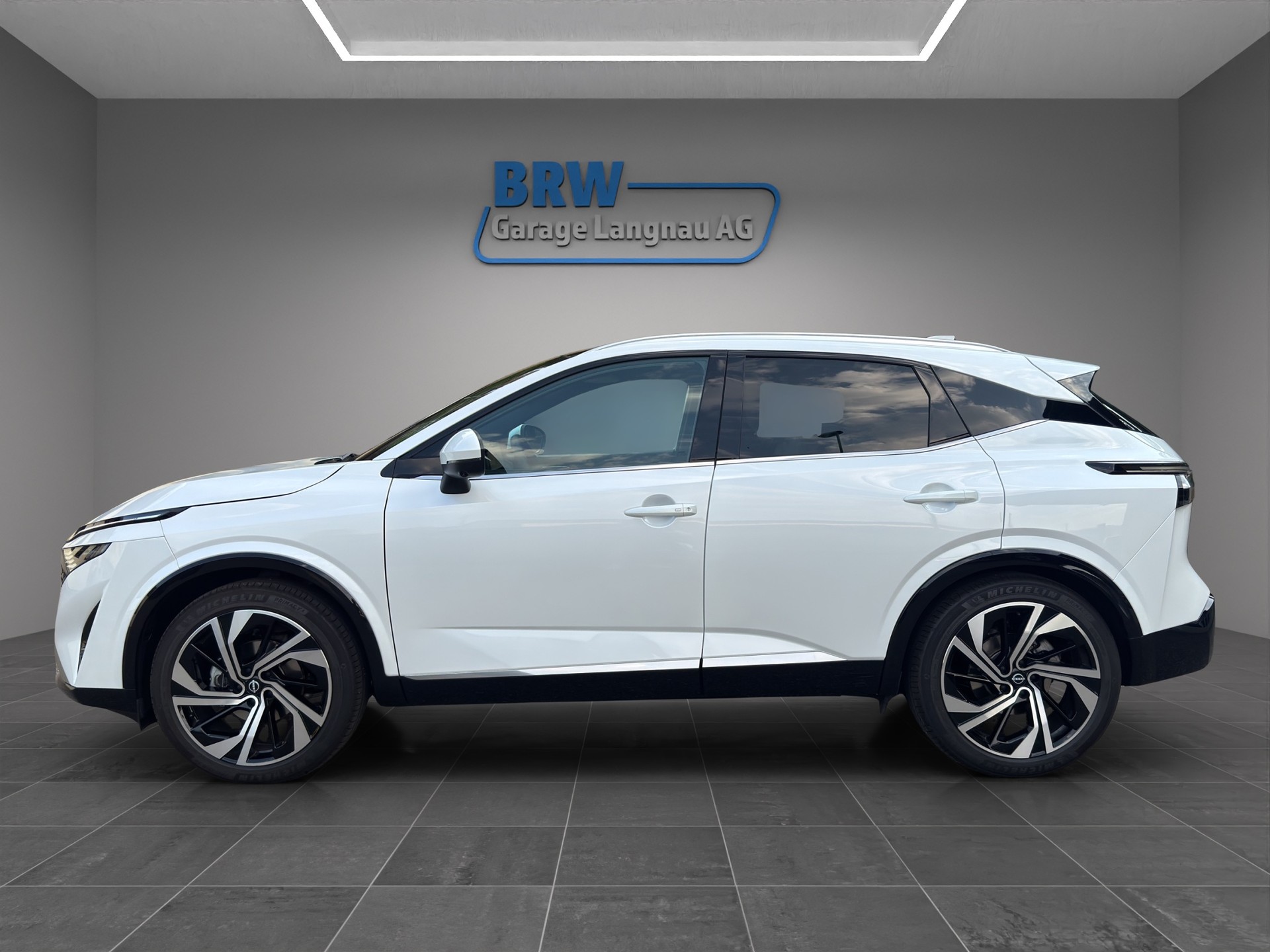 NISSAN Qashqai 1.3 DIG-T MHEV Tekna+ Xtronic 4x4-image-1