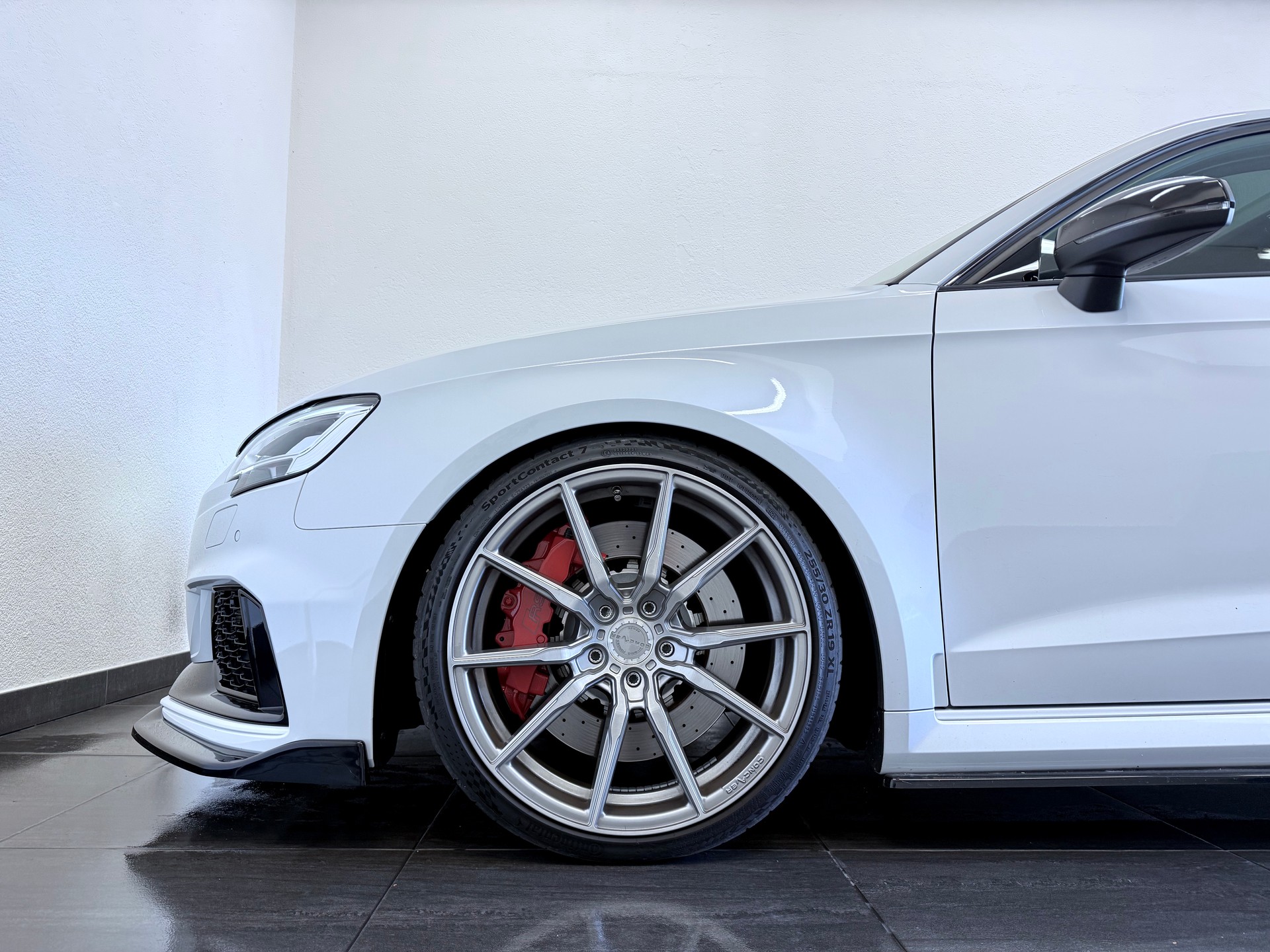 AUDI RS3 Sportback 2.5 TSI quattro S-tronic-image-6