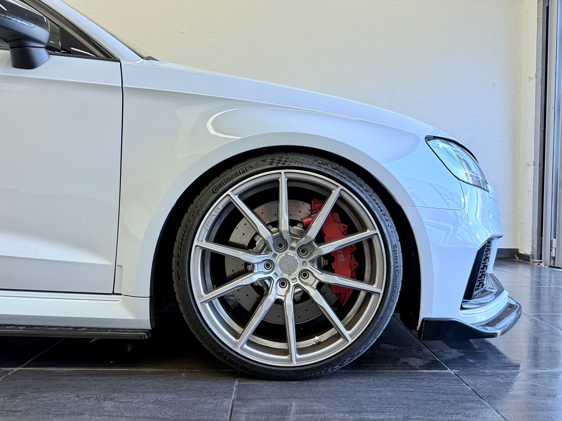 AUDI RS3 Sportback 2.5 TSI quattro S-tronic-image-5