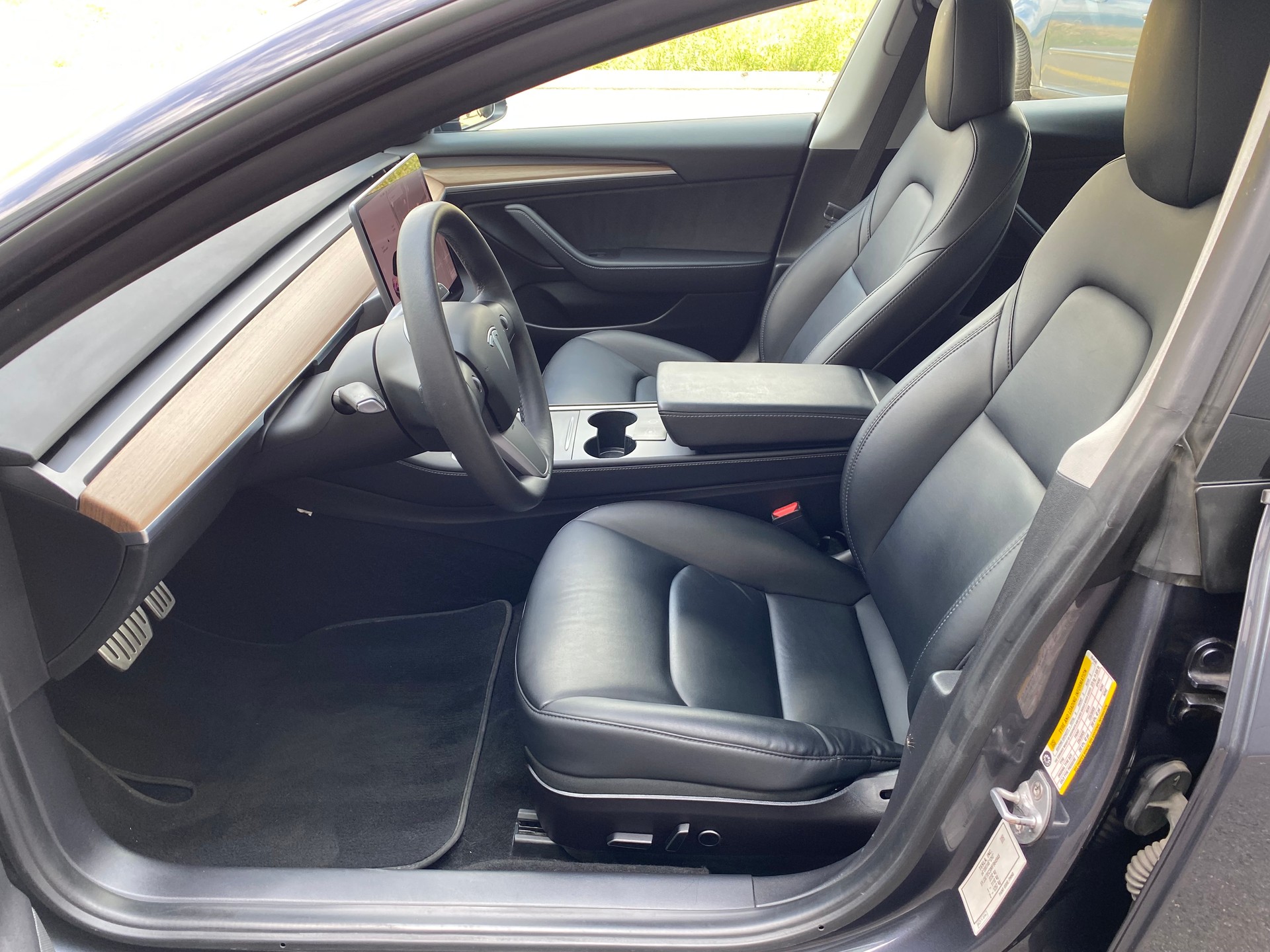 TESLA Model 3 Performance Dual Motor AWD-image-14