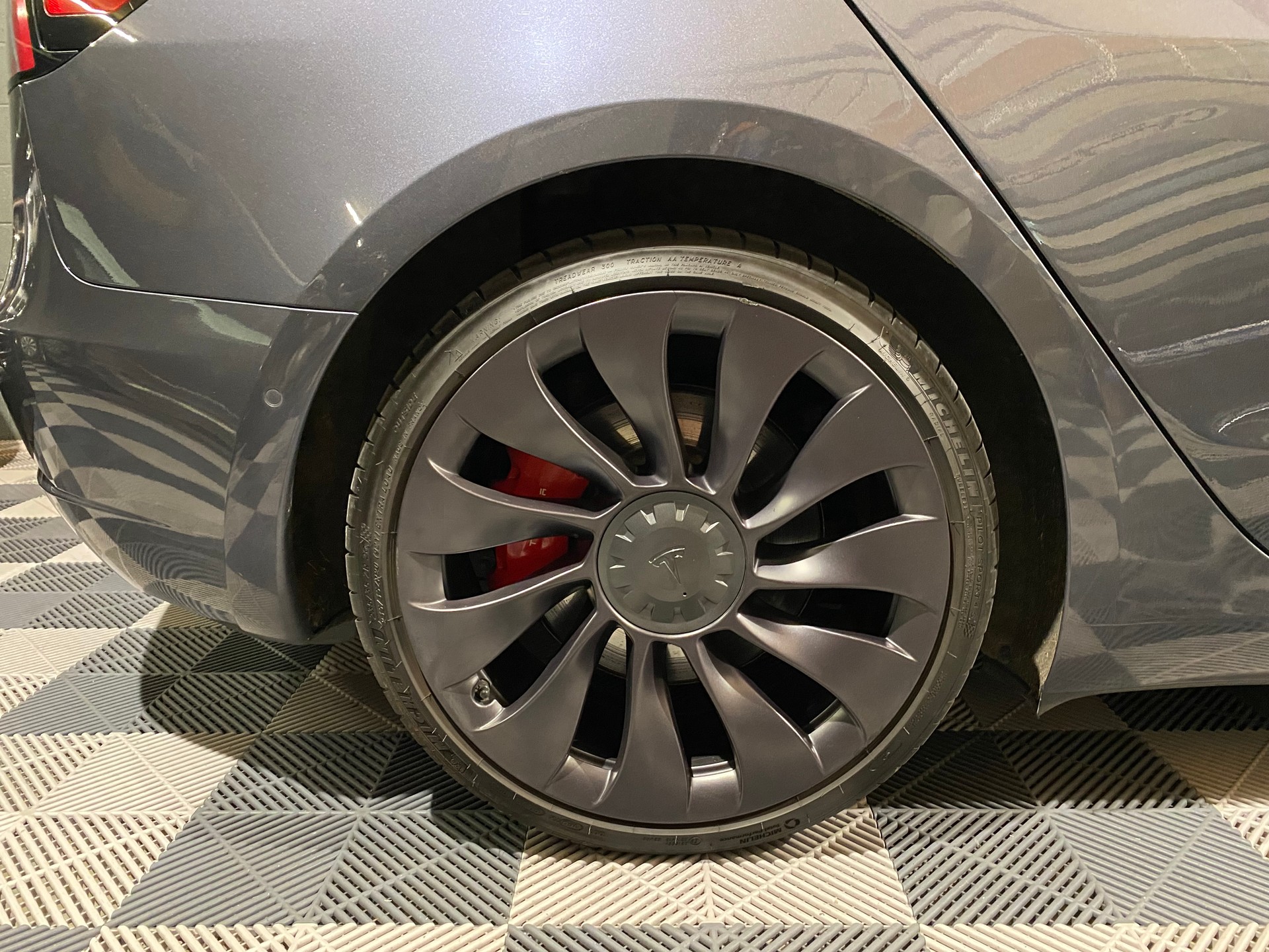 TESLA Model 3 Performance Dual Motor AWD-image-7