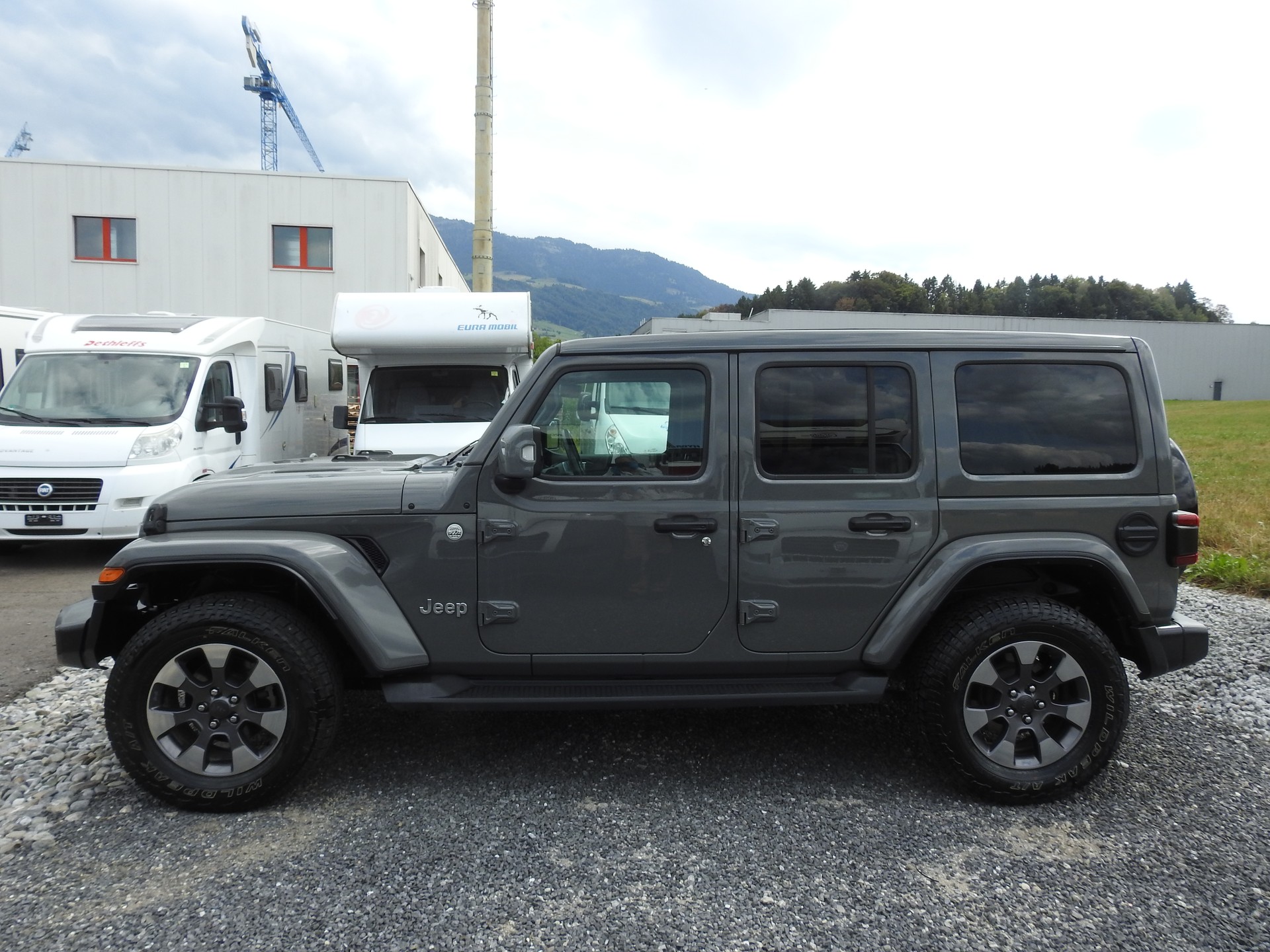 JEEP Wrangler 2.0 Unlimited Night Eagle Overland Automatic-image-2