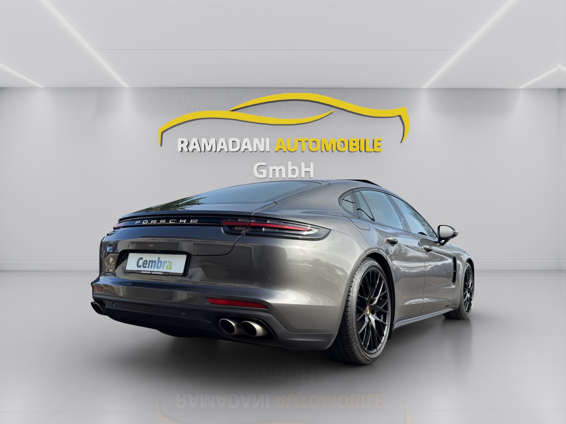 PORSCHE Panamera 4S PDK-image-2