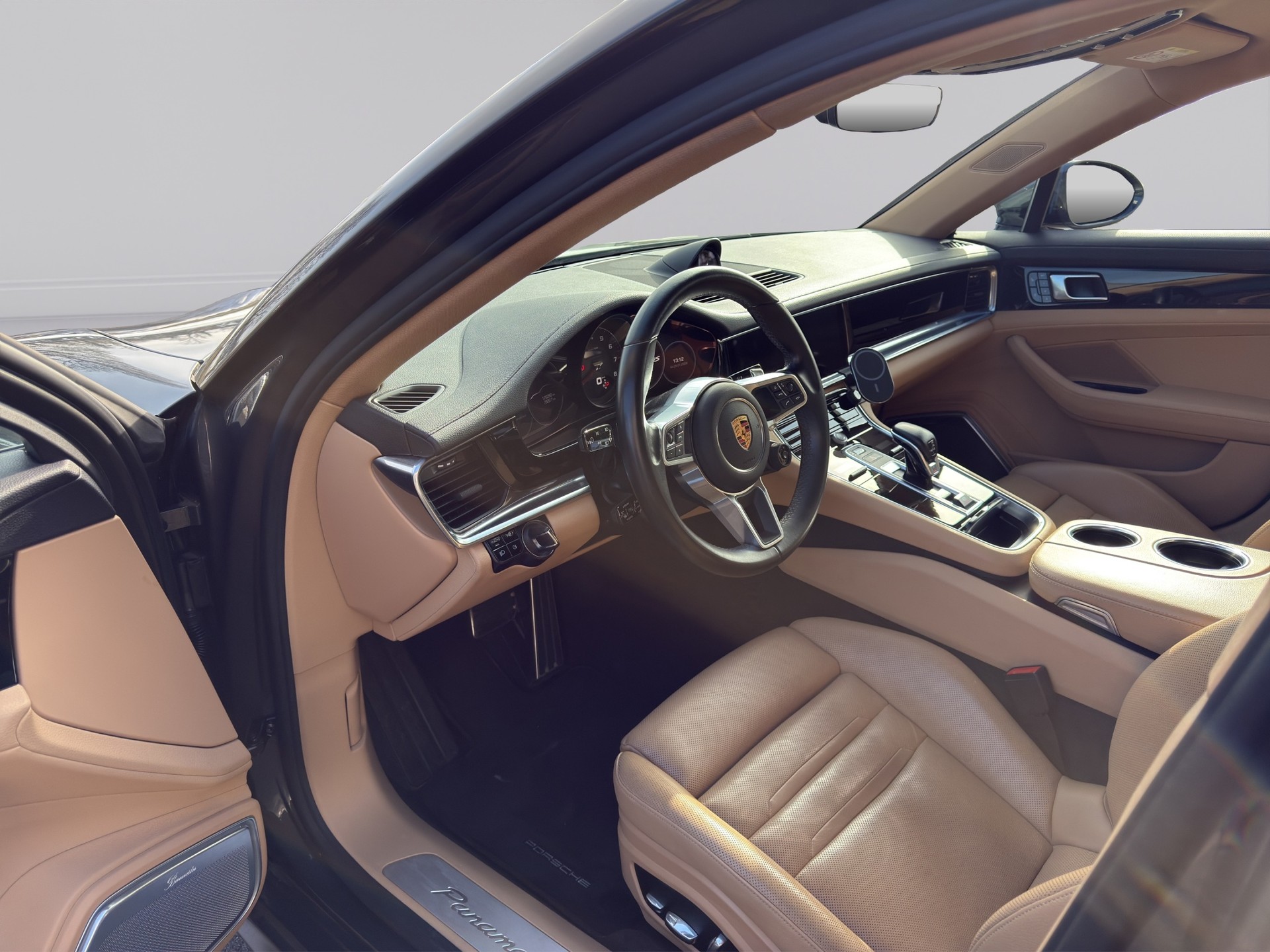PORSCHE Panamera 4S PDK-image-8