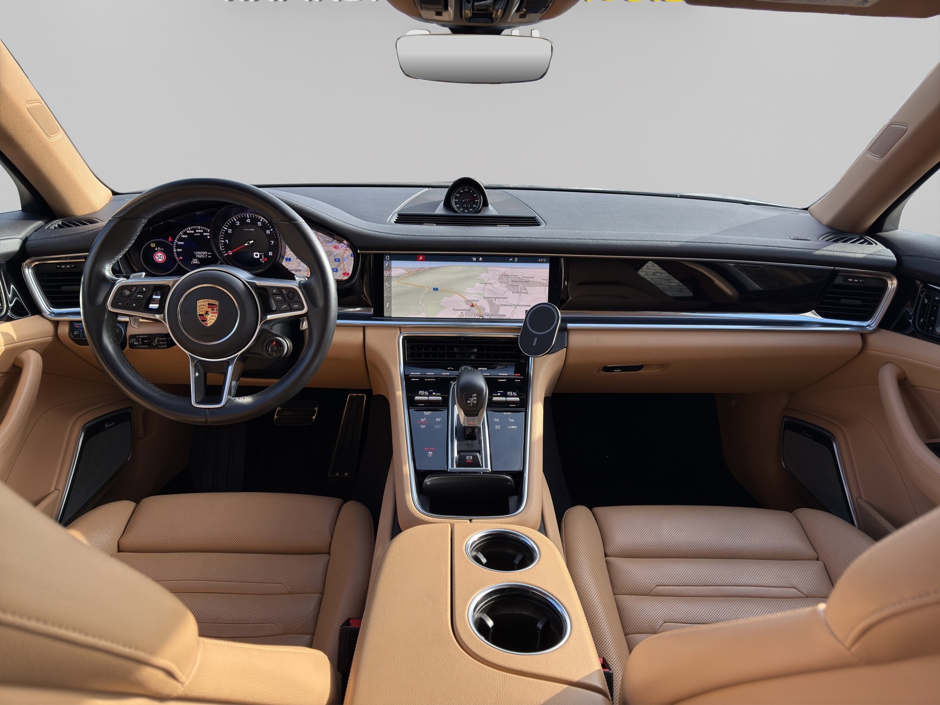 PORSCHE Panamera 4S PDK-image-9