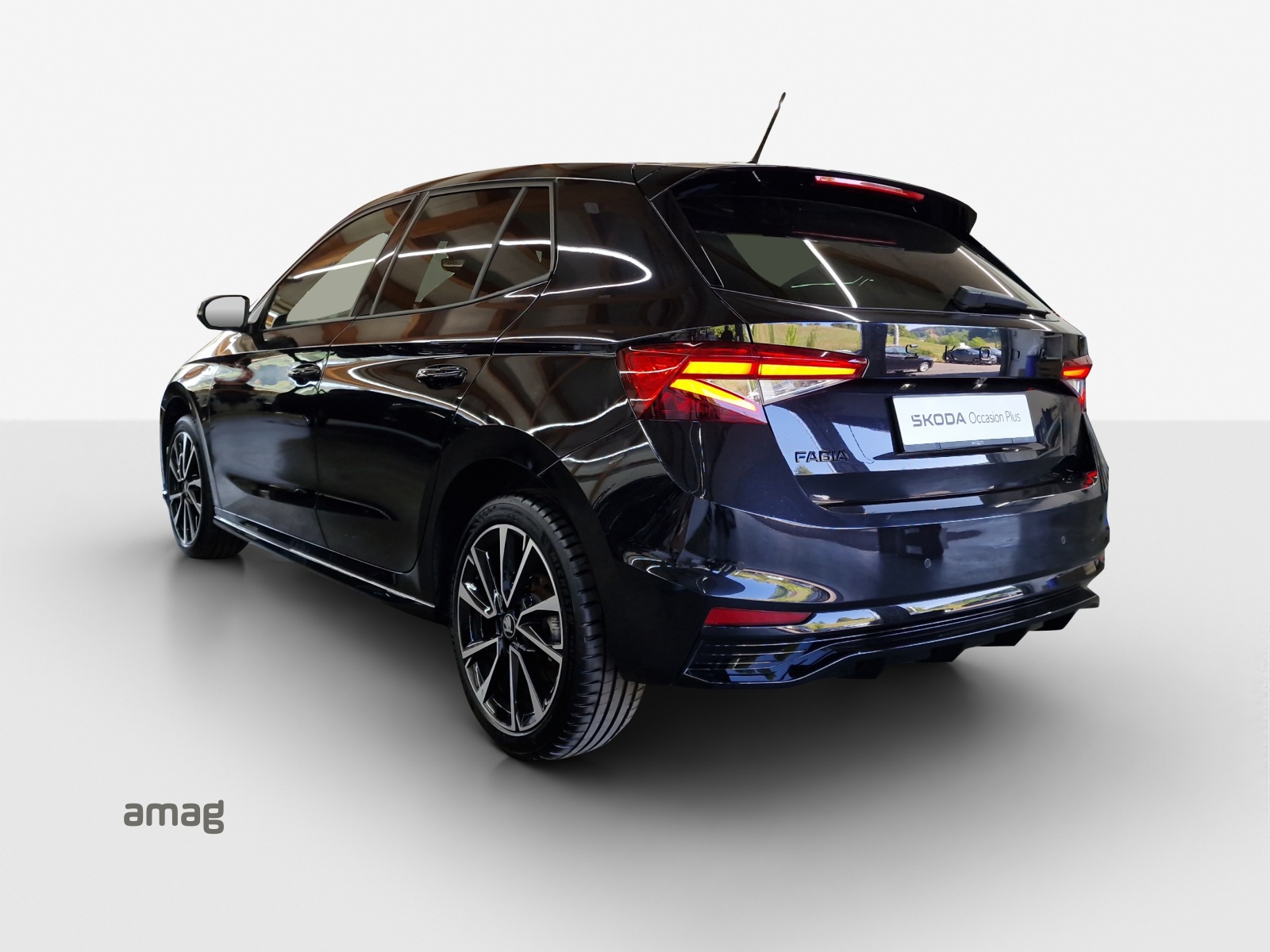 SKODA Fabia 1.5 TSI Monte Carlo DSG-image-2