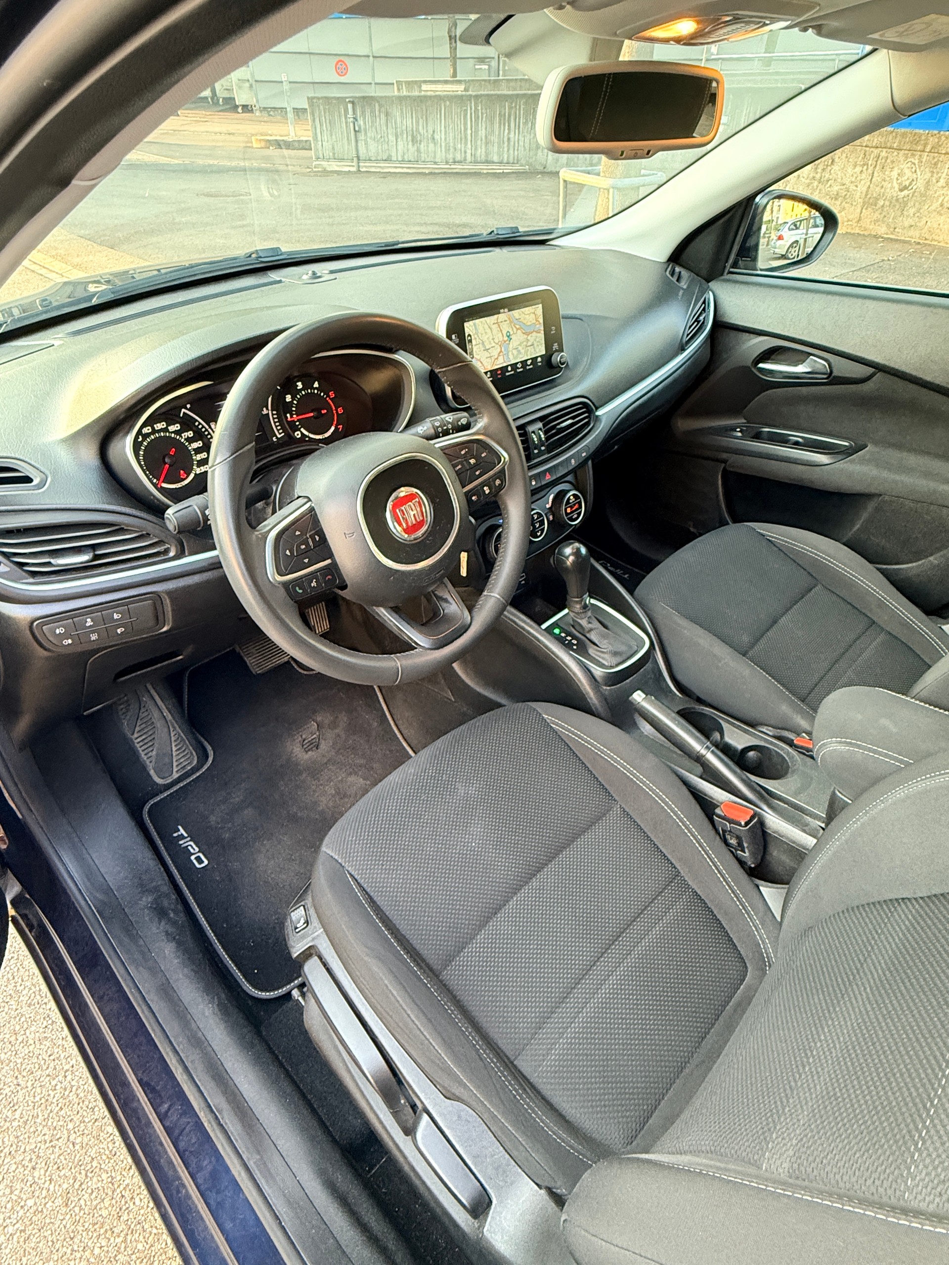 FIAT 1.6 JTD Lounge DCT-image-4