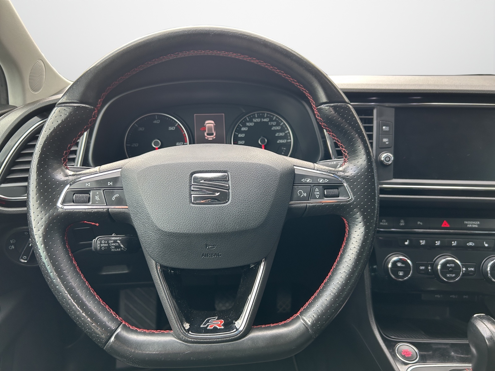 SEAT Leon ST 2.0 TDI CR FR Line 4Drive DSG-image-5