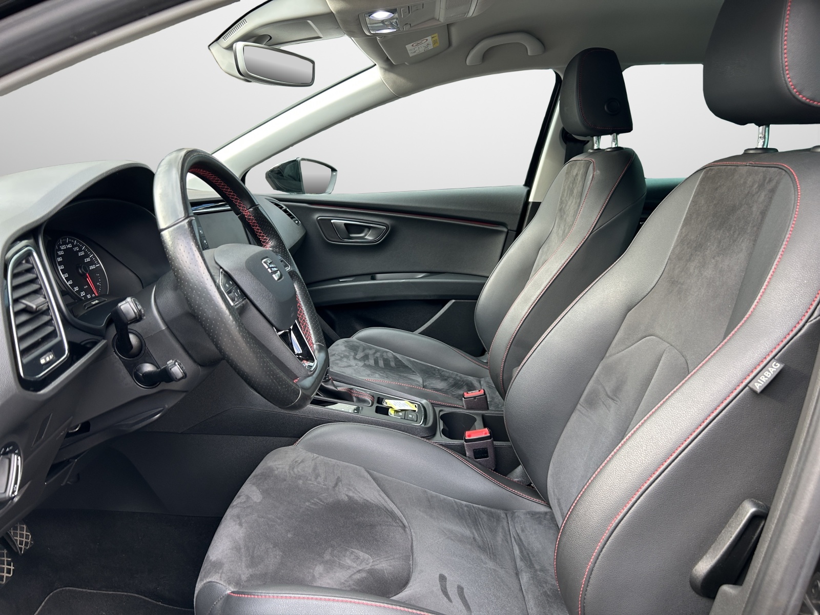 SEAT Leon ST 2.0 TDI CR FR Line 4Drive DSG-image-4