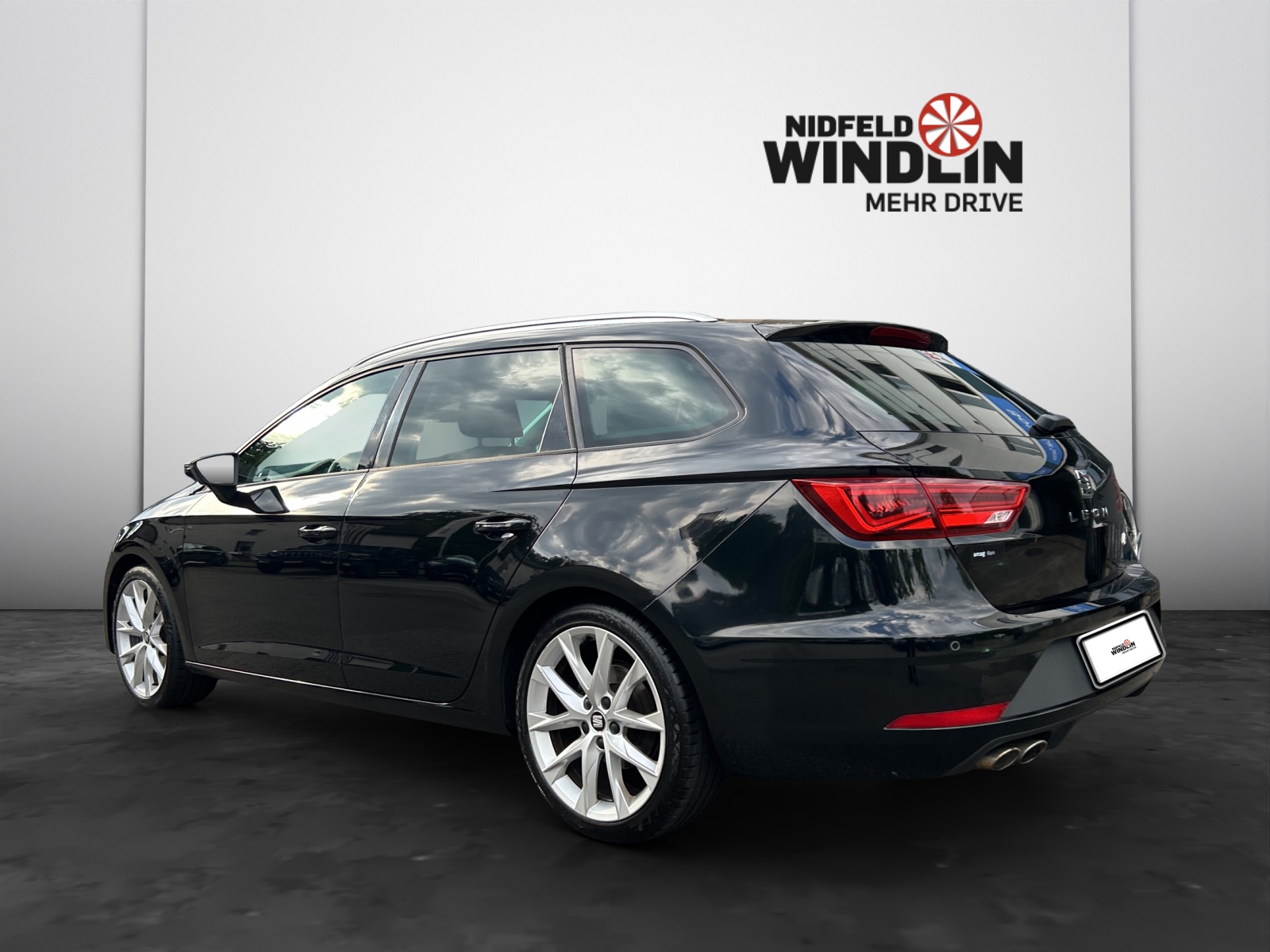 SEAT Leon ST 2.0 TDI CR FR Line 4Drive DSG-image-3
