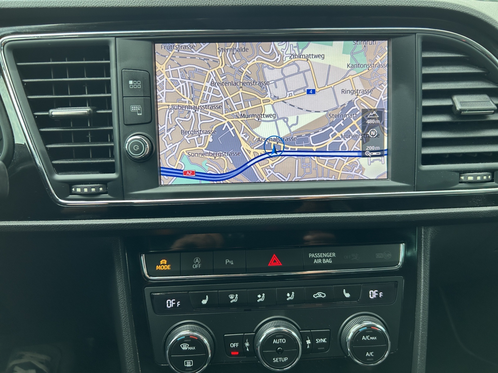 SEAT Leon ST 2.0 TDI CR FR Line 4Drive DSG-image-9