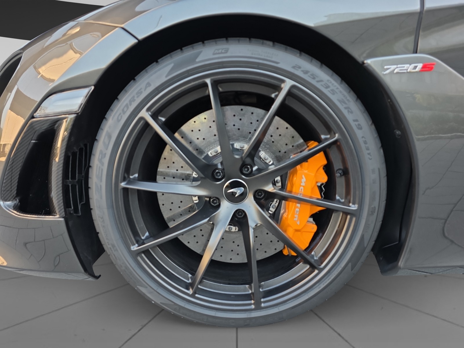 McLAREN 720S Spider Performance 4.0 V8 SSG-image-8