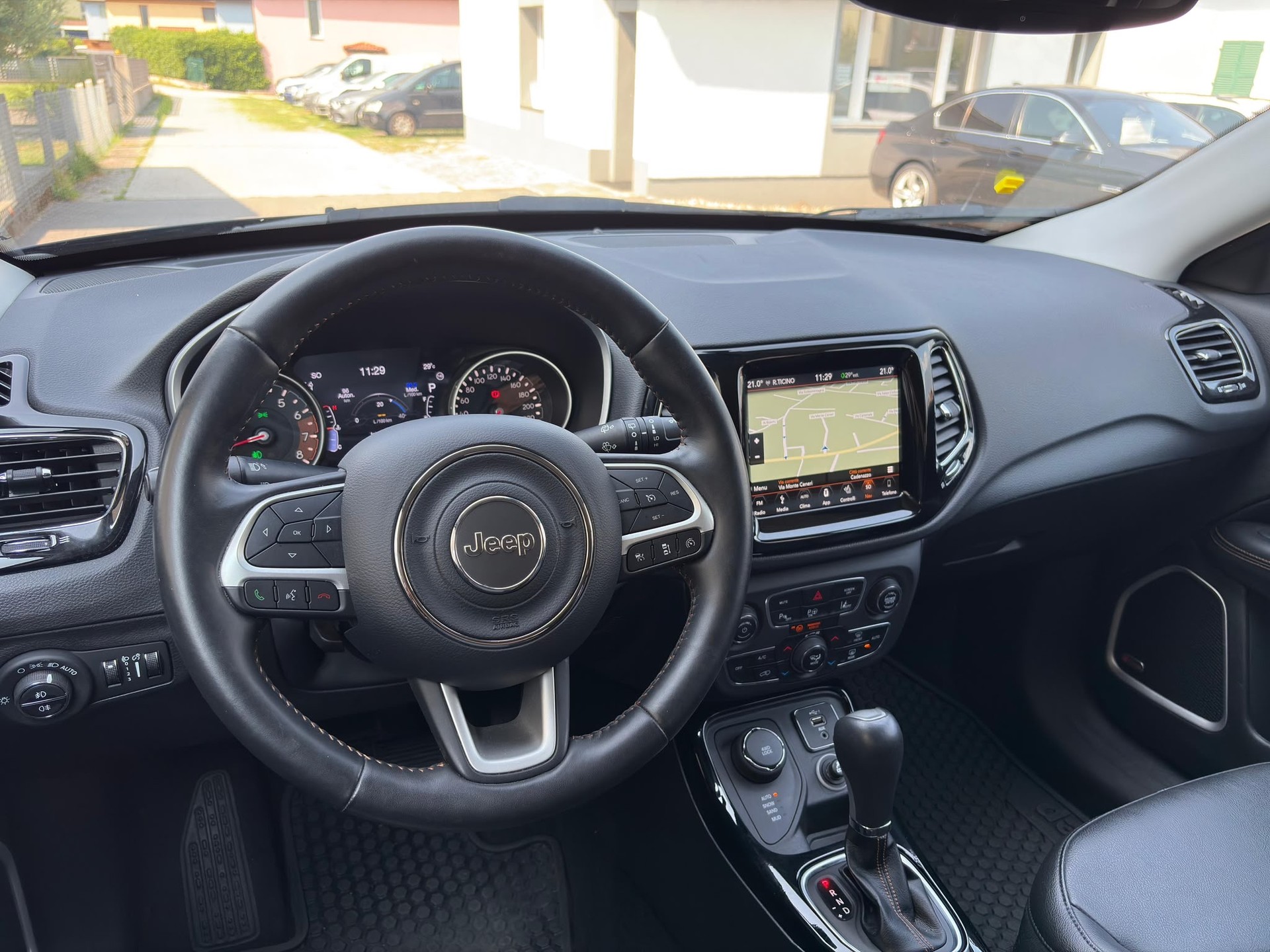 JEEP Compass 1.4 Turbo Limited AWD 9ATX-image-6