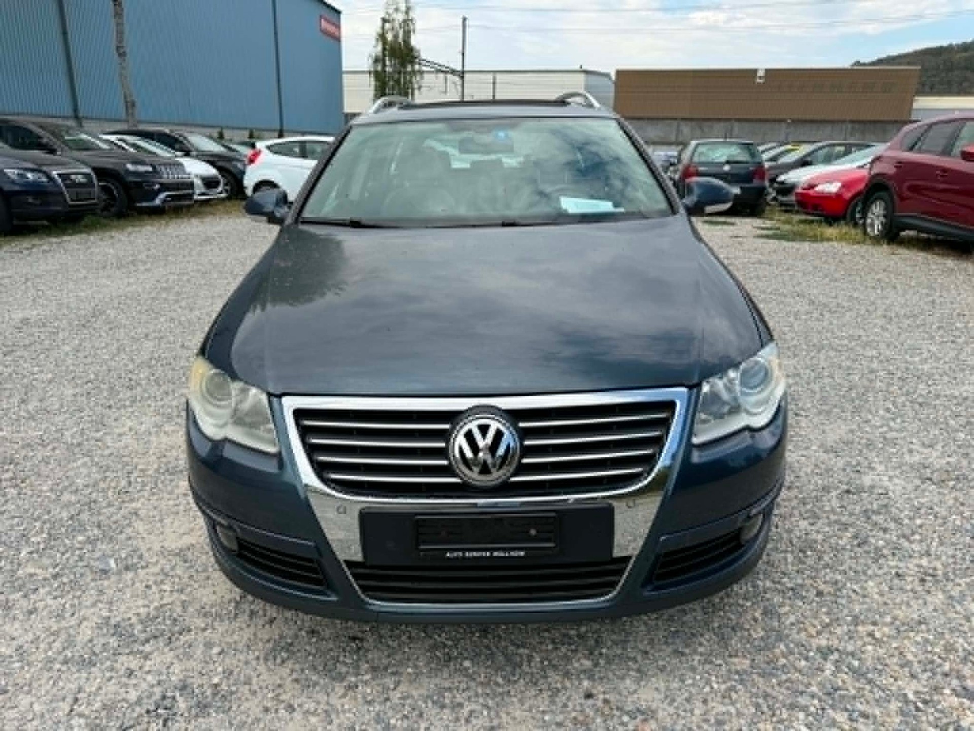 VW Passat Variant 2.0 TDI Sportline 4Motion-image-11
