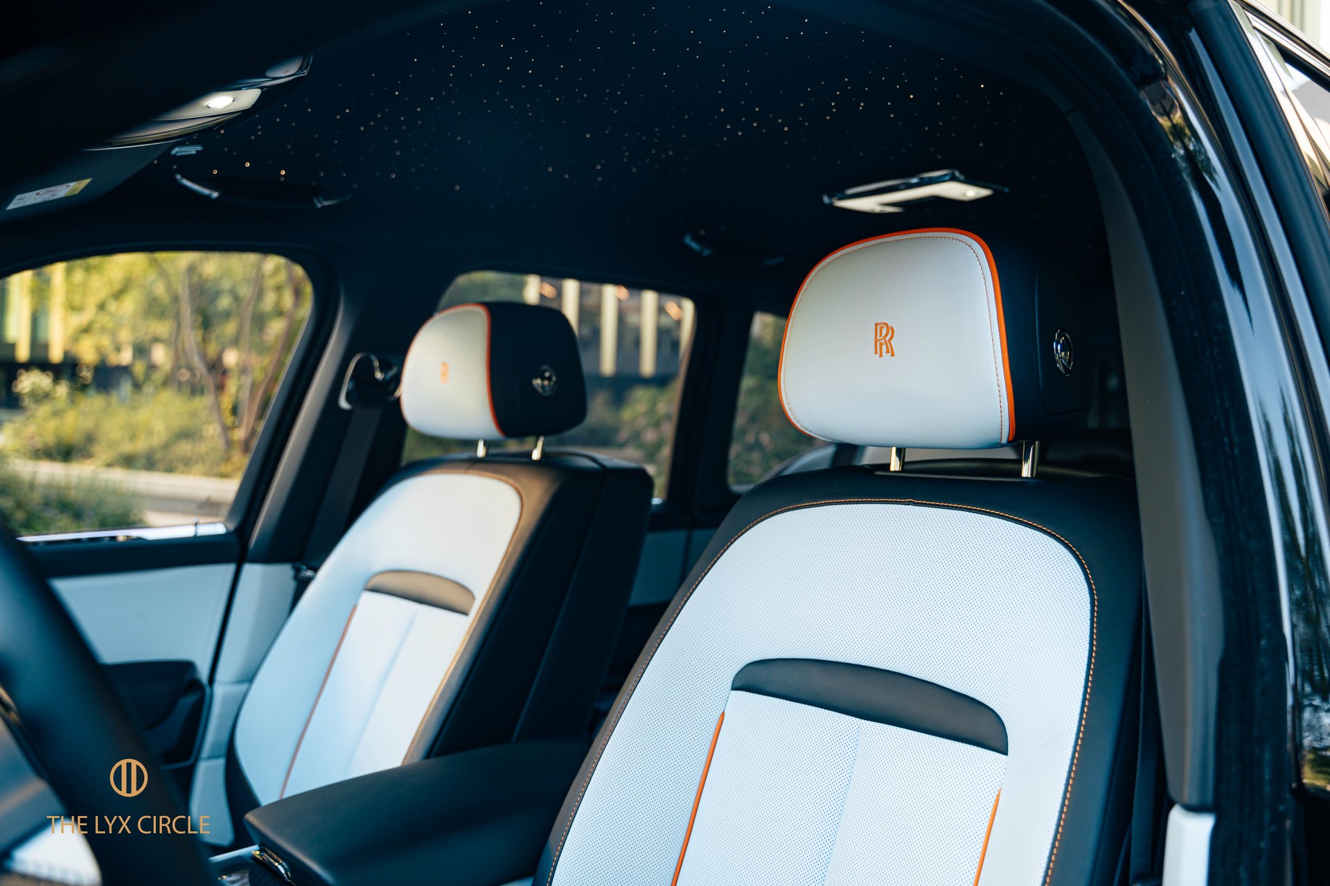 ROLLS-ROYCE Cullinan 6.7 V12 Black Badge-image-9