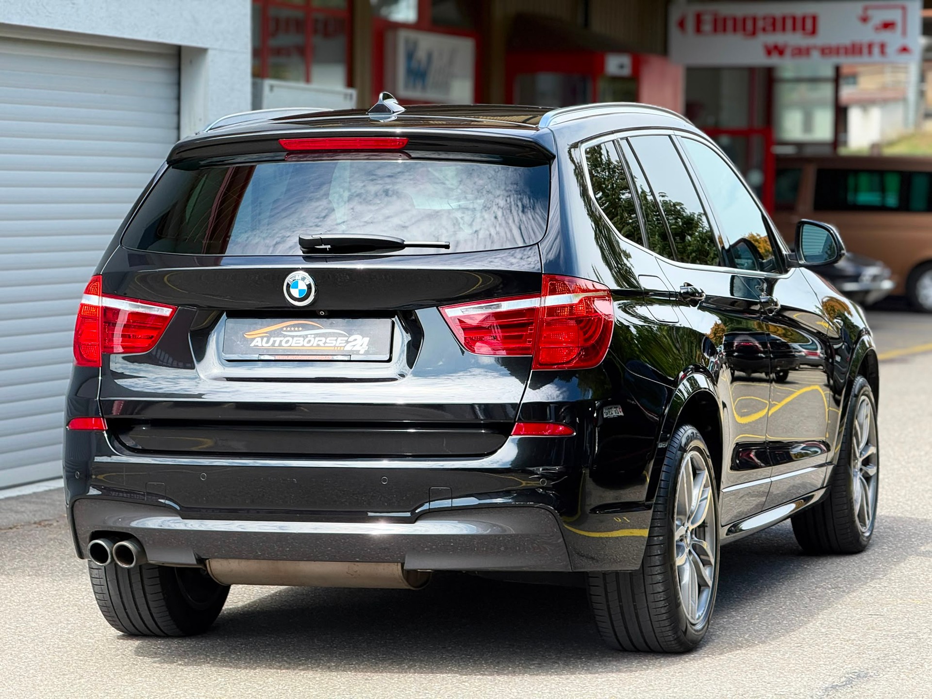 BMW X3 30d xDrive SAG-showroom-element-3
