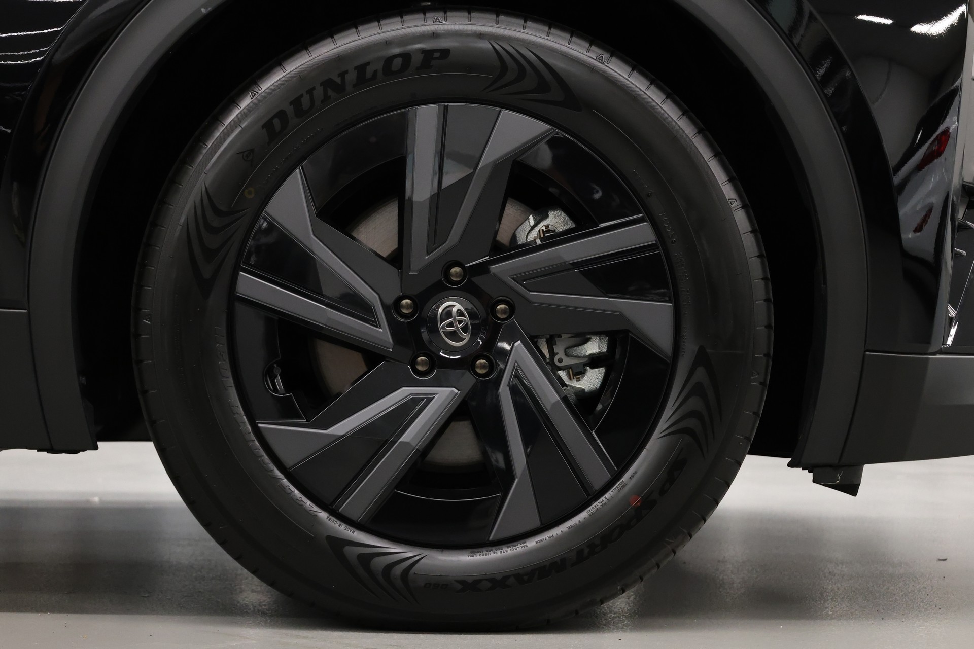 TOYOTA C-HR+ Style ICON FWD-image-17