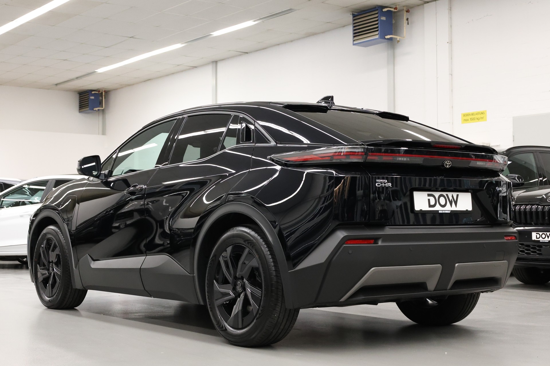 TOYOTA C-HR+ Style ICON FWD-image-7