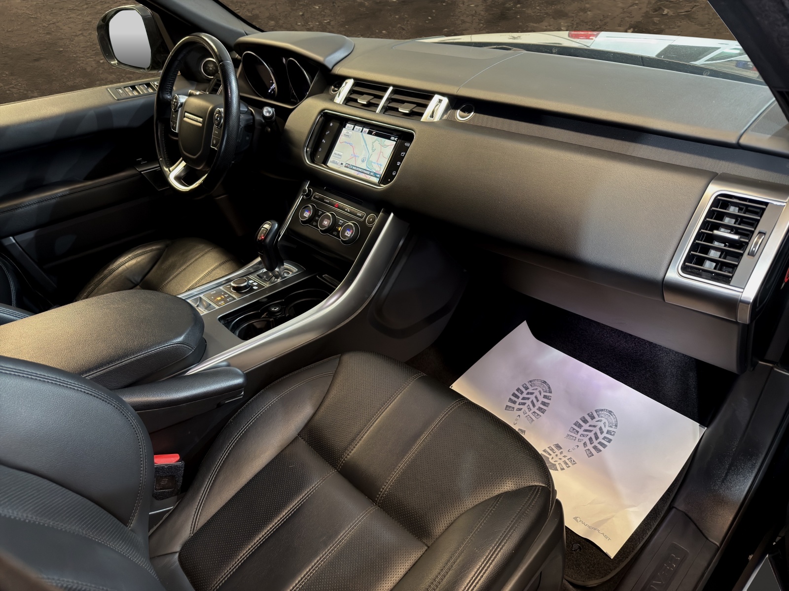 LAND ROVER Range Rover Sport 3.0 V6 SC SE Automatic-image-11
