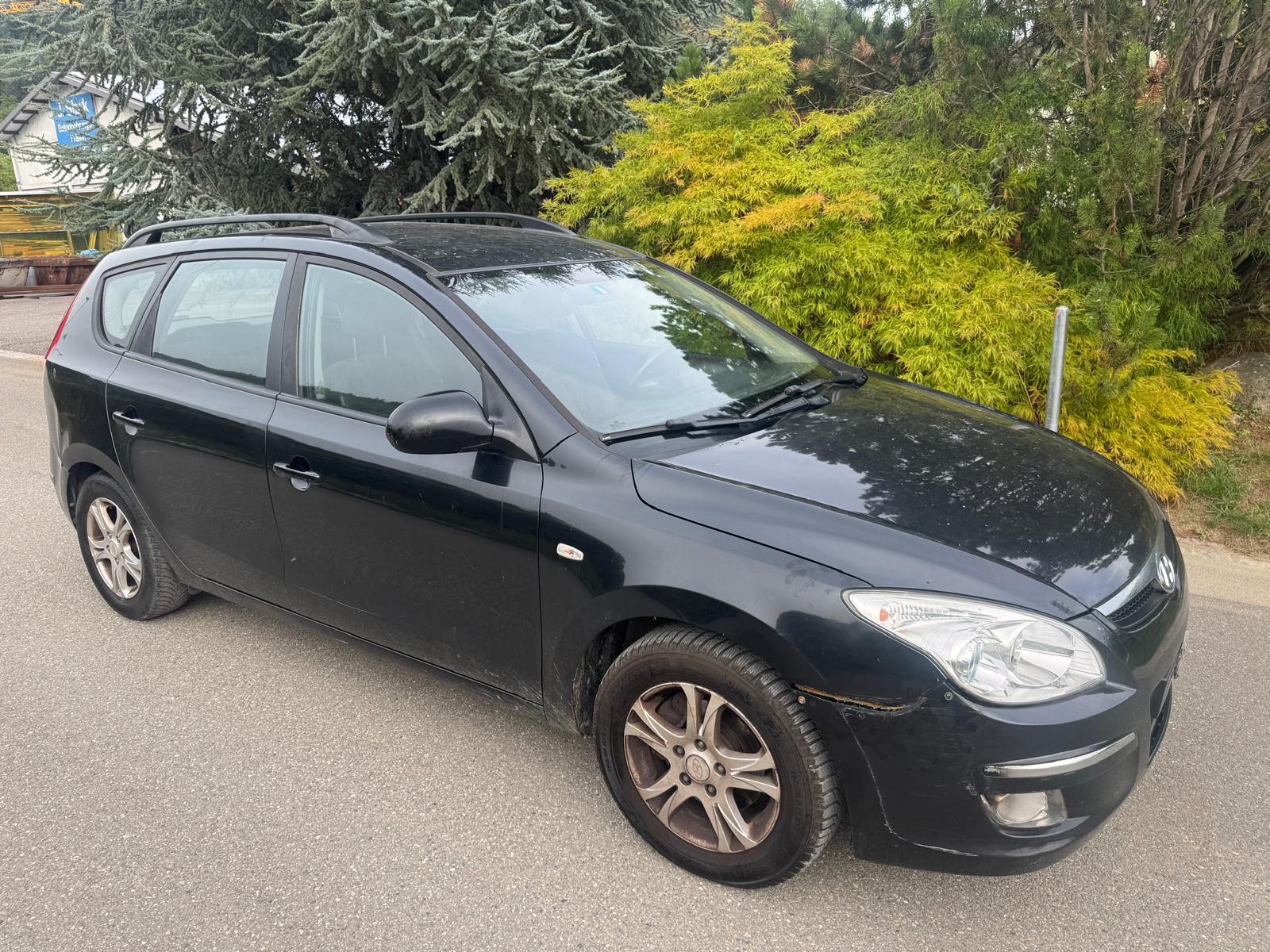 HYUNDAI i30 1.6 Style-image-3