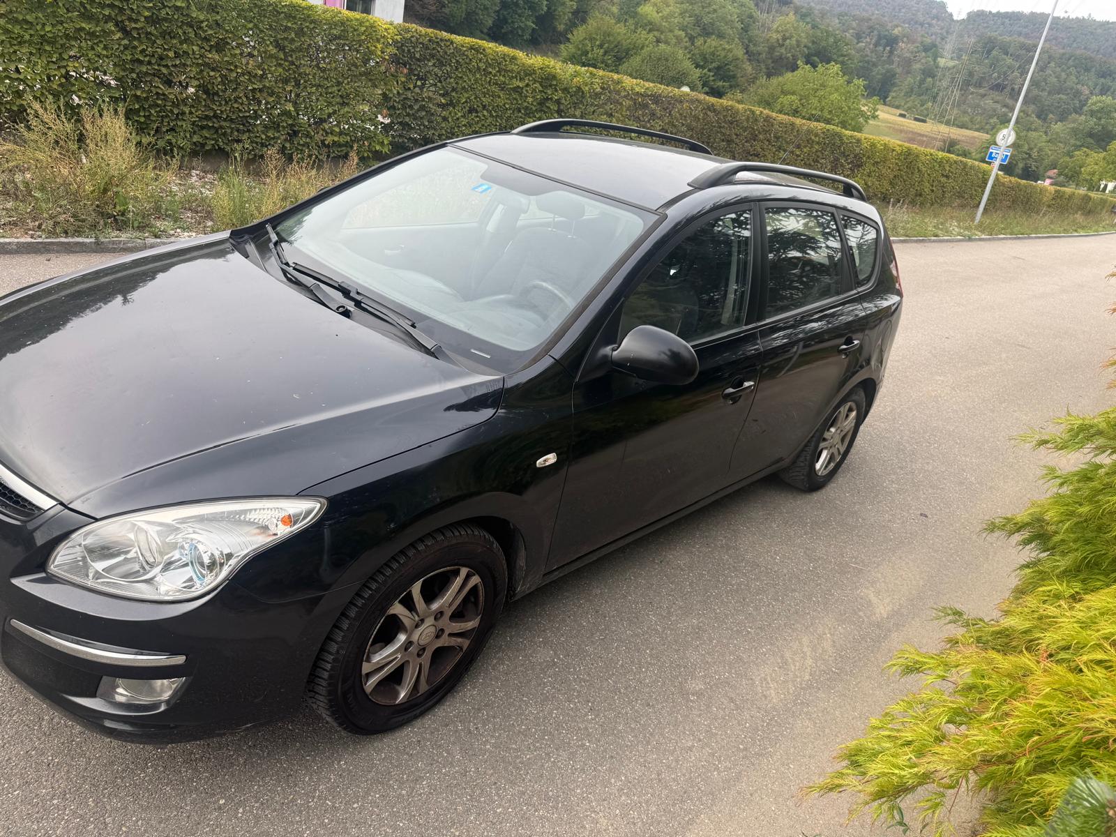 HYUNDAI i30 1.6 Style-image-2