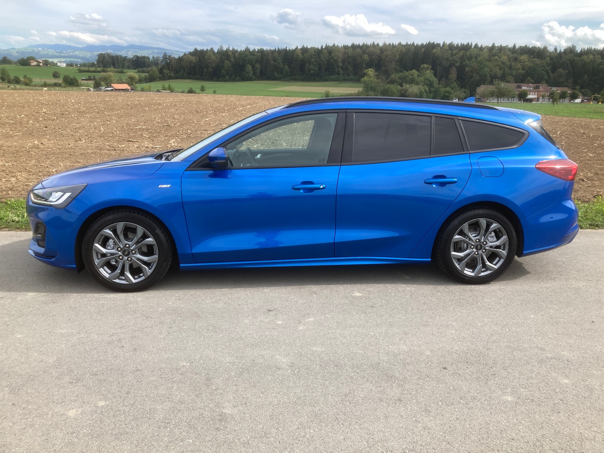 FORD Focus 1.0 MHEV ST-Line Vignale Automat-image-4