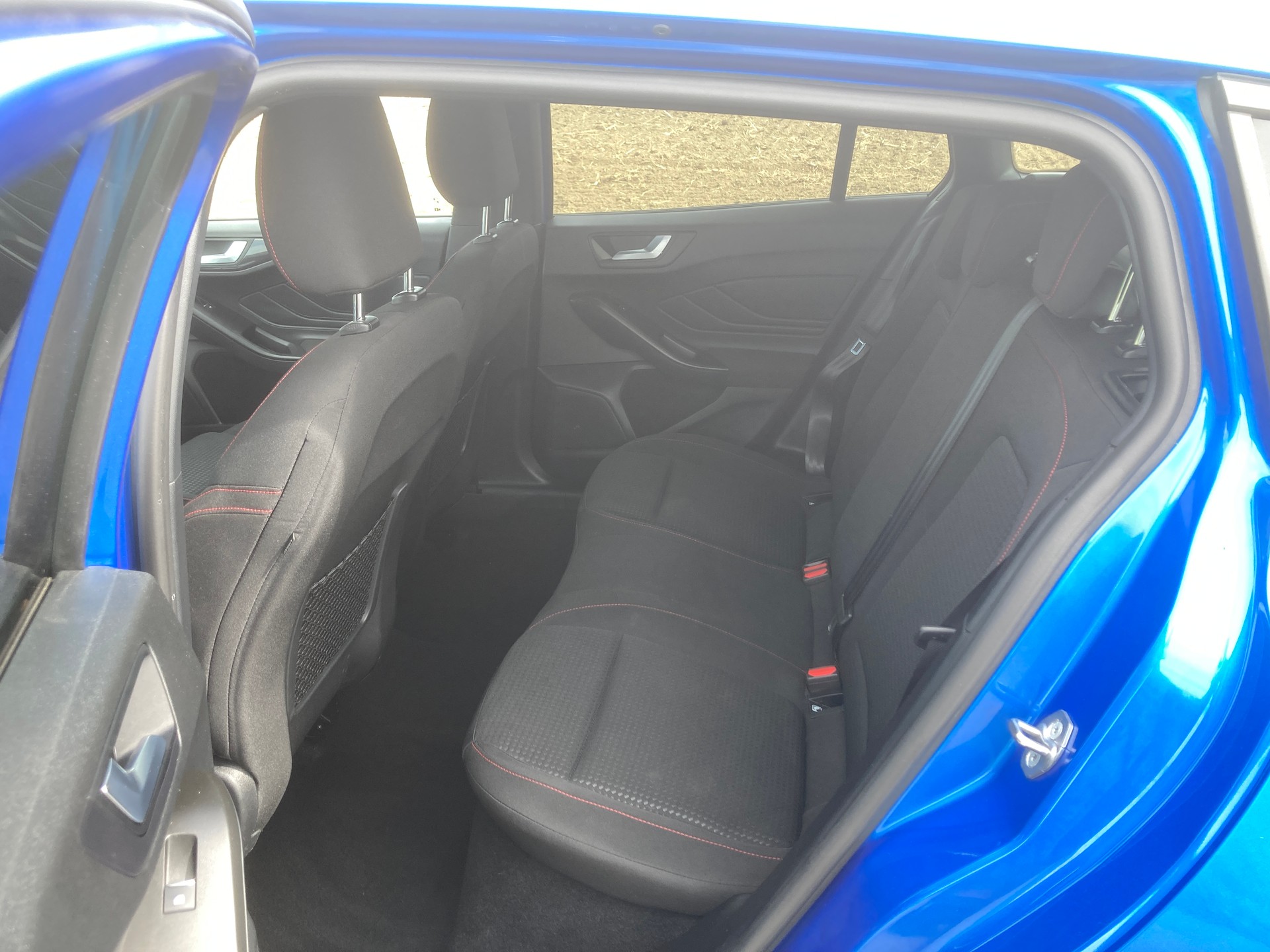 FORD Focus 1.0 MHEV ST-Line Vignale Automat-image-7