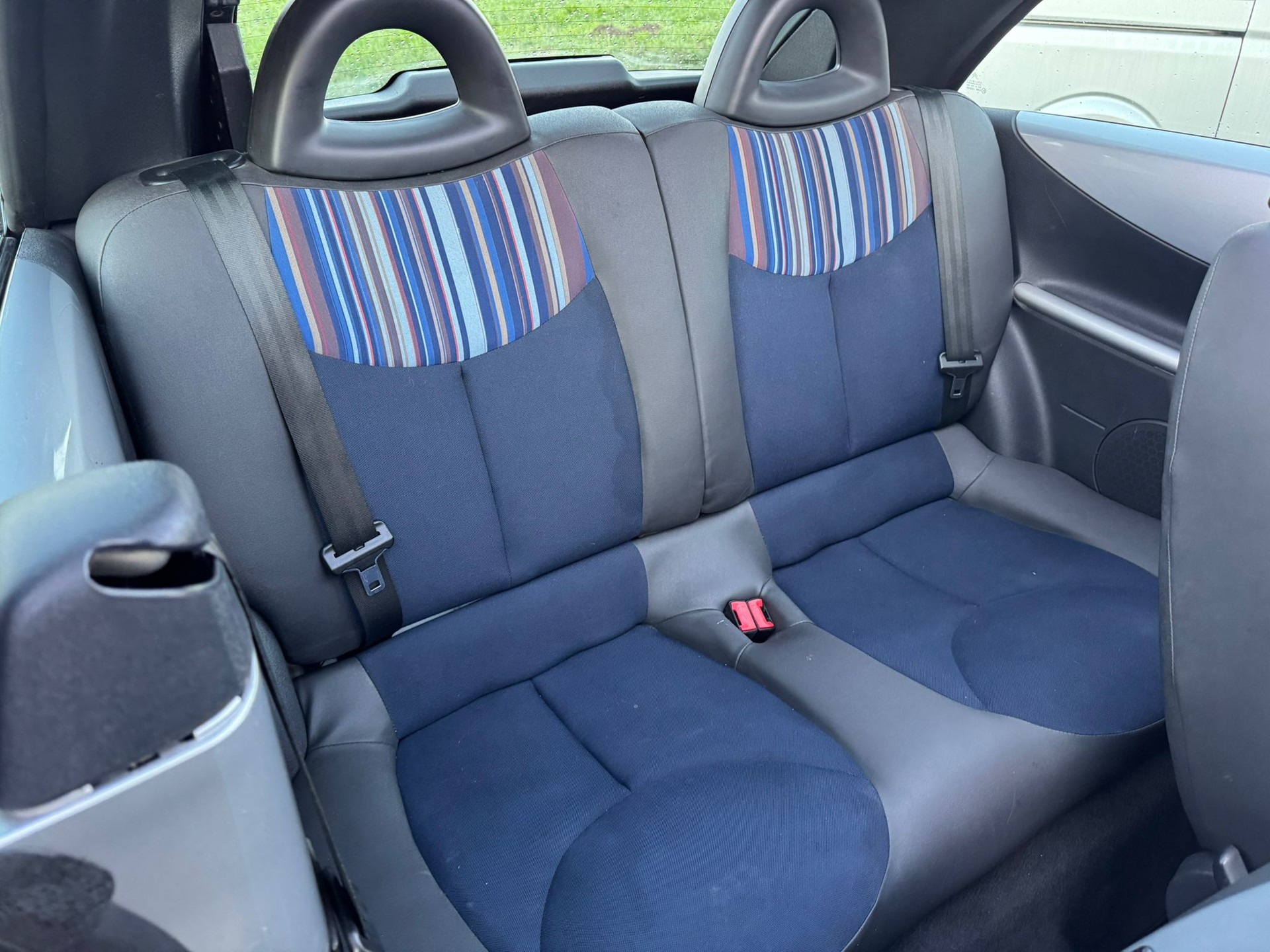 CITROEN C3 Pluriel 1.4i-image-14