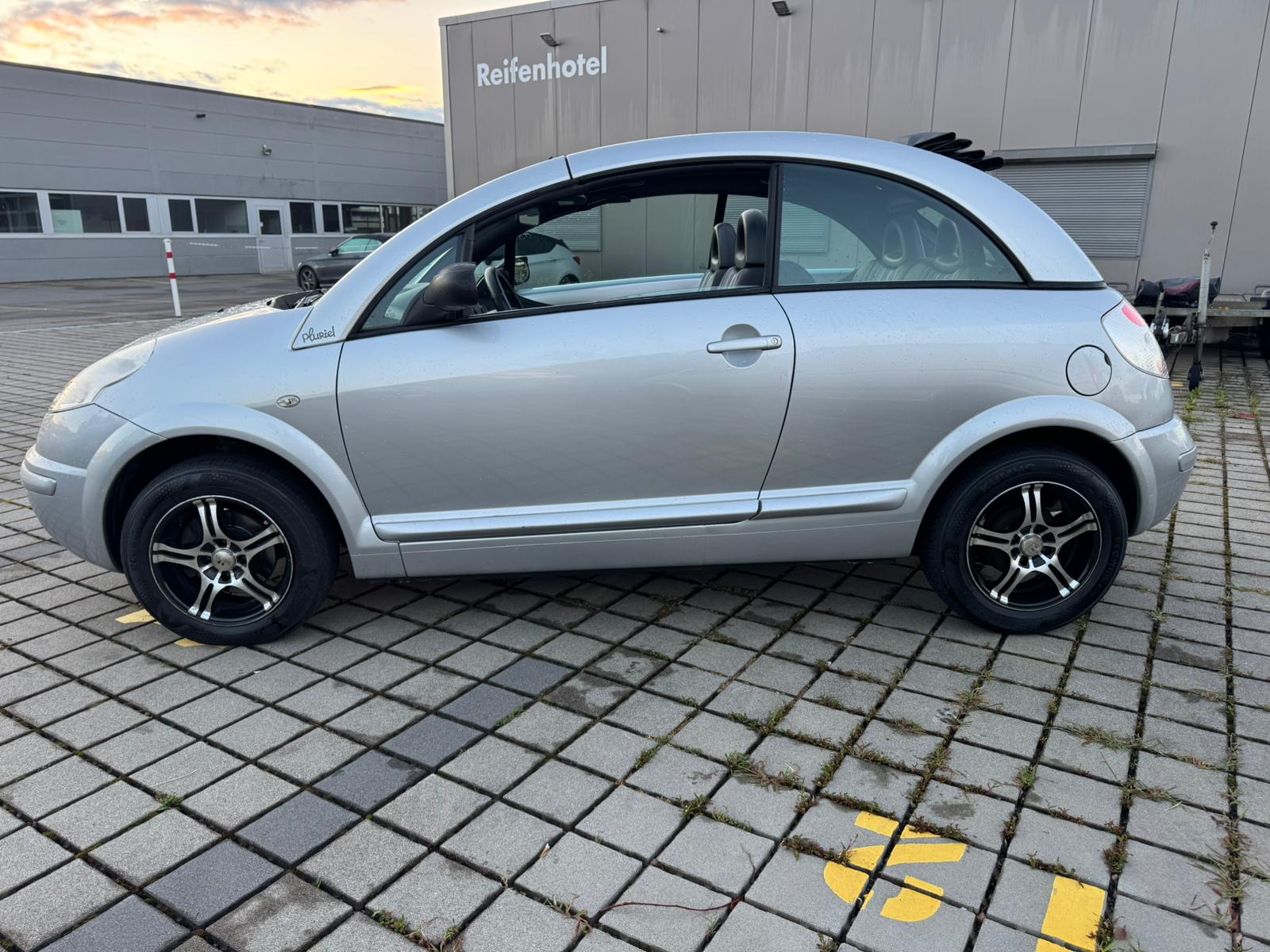 CITROEN C3 Pluriel 1.4i-image-3