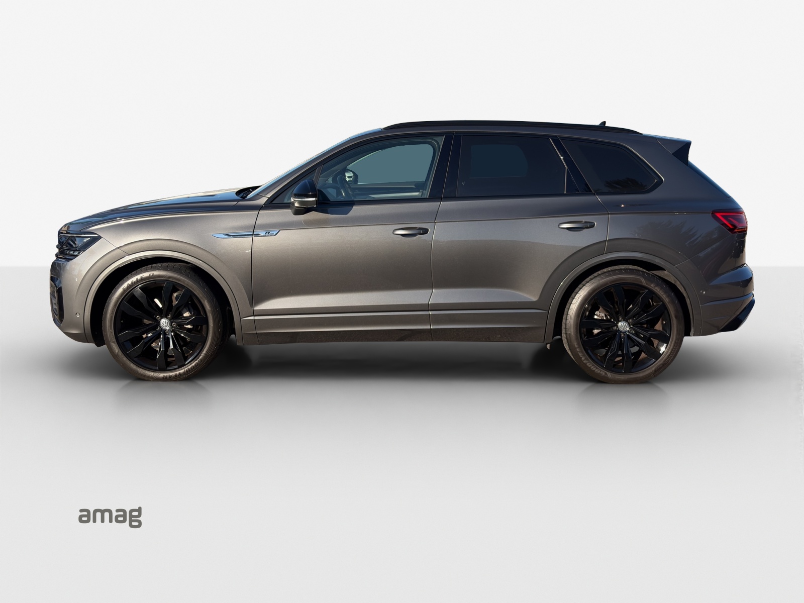 VW Touareg 3.0 TDI R Line Tiptronic-image-1