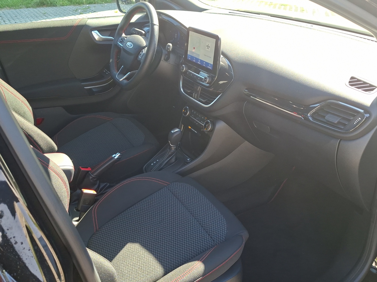 FORD Puma 1.0 MHEV ST-Line Automatique-image-9