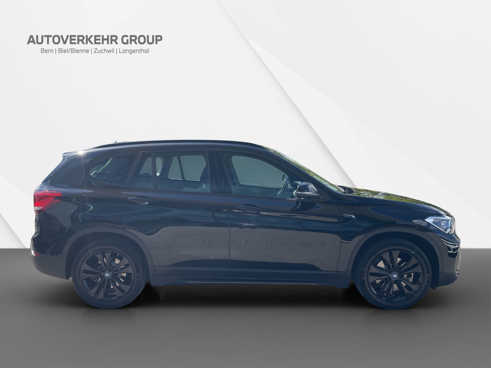 BMW X1 xDrive 25e Sport Line-image-7