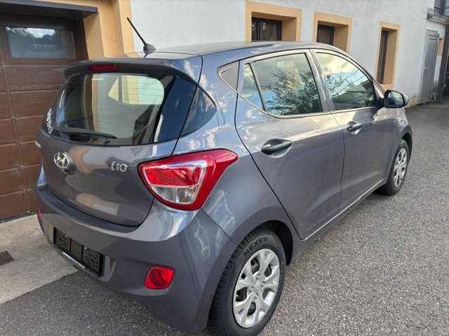 HYUNDAI i10 1.0 Pica-image-1