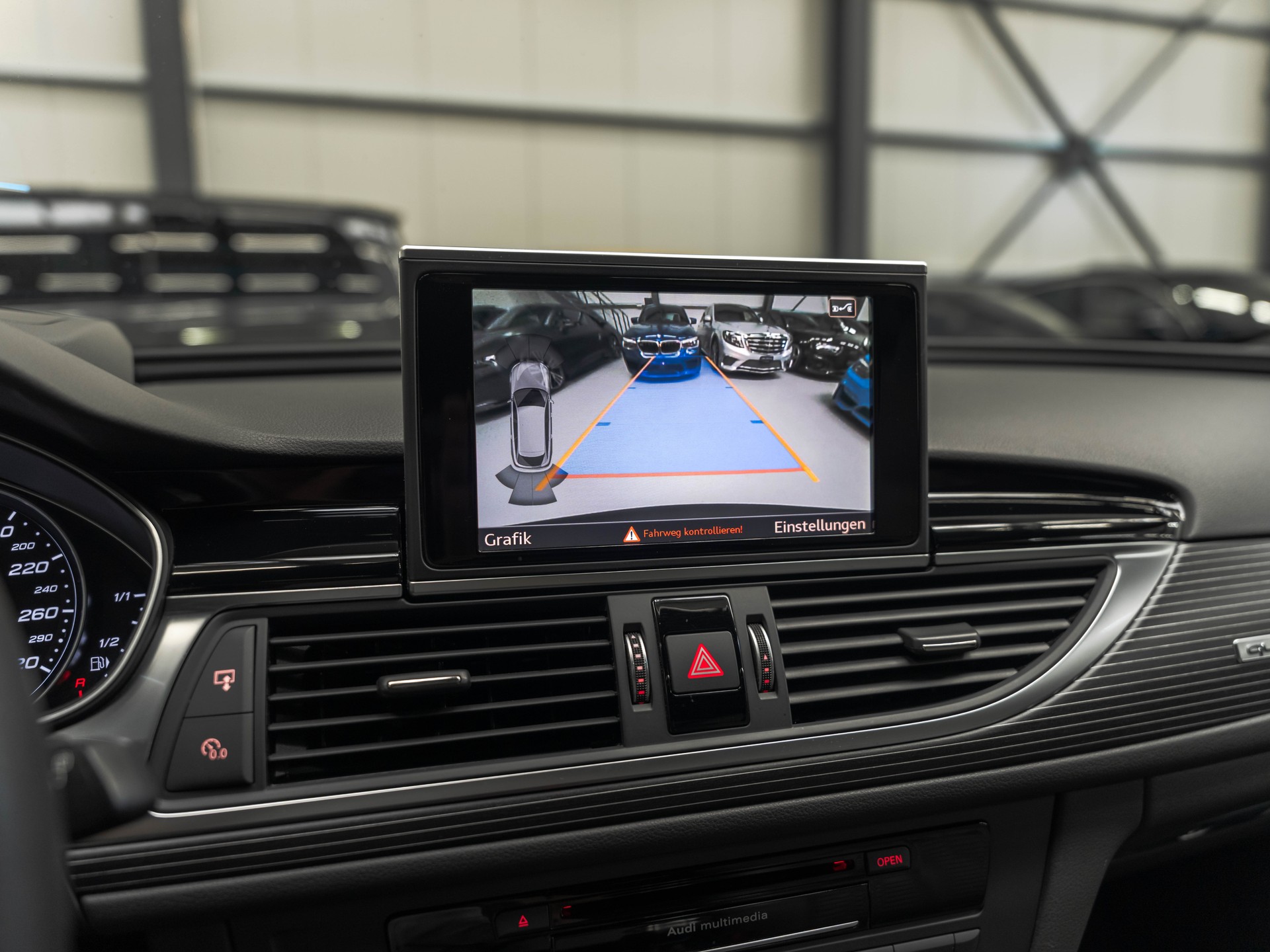 AUDI RS6 Avant 4.0 TFSI V8 quattro Tiptronic-image-25